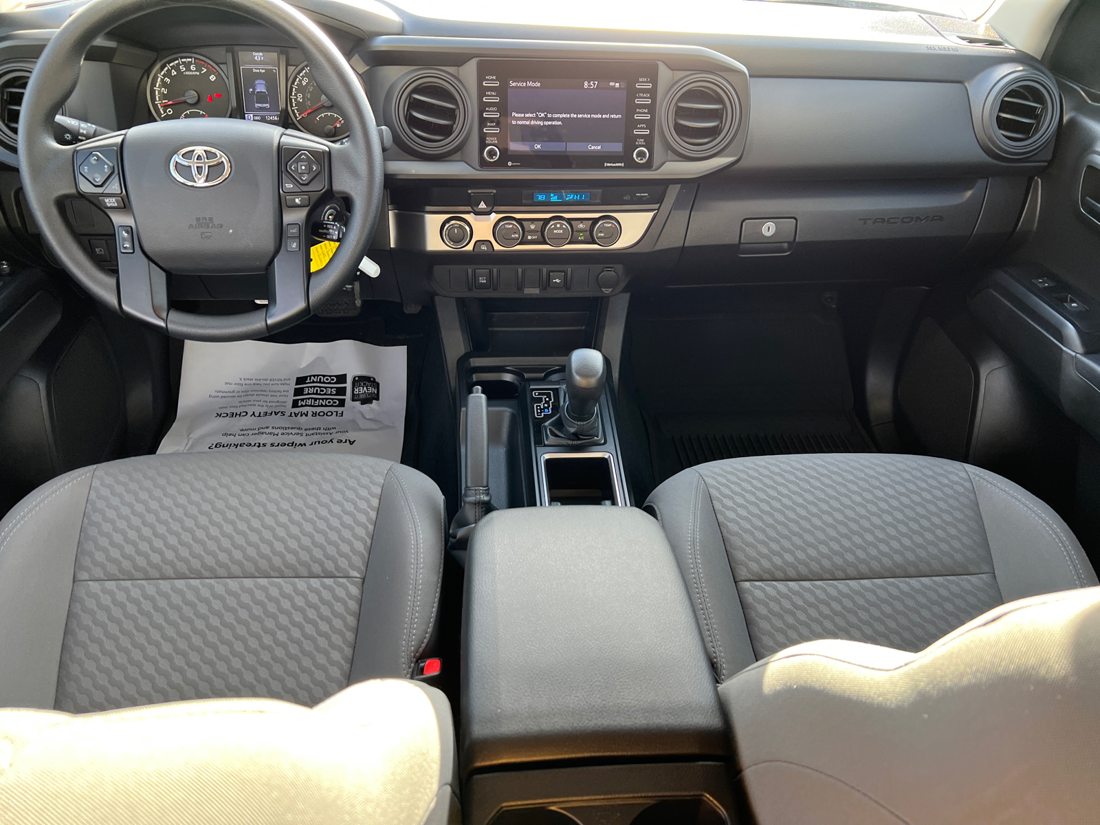 2023 Toyota Tacoma SR 14