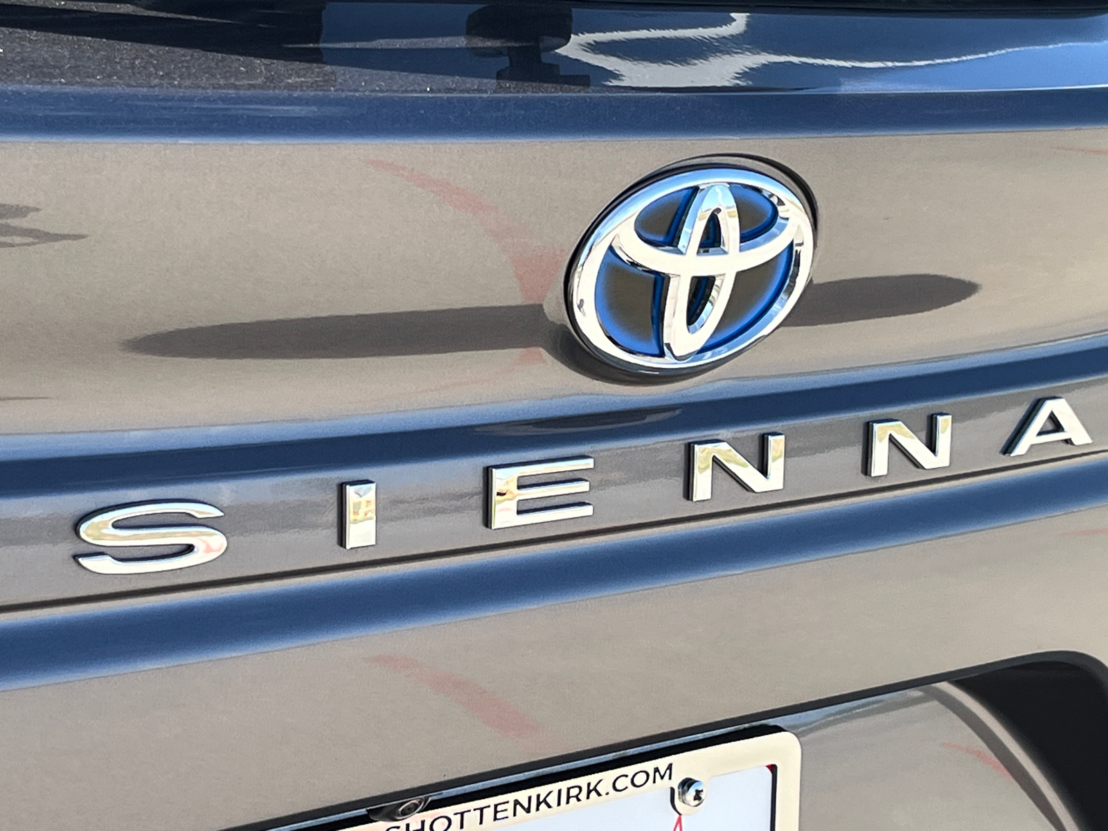 2023 Toyota Sienna Platinum 10