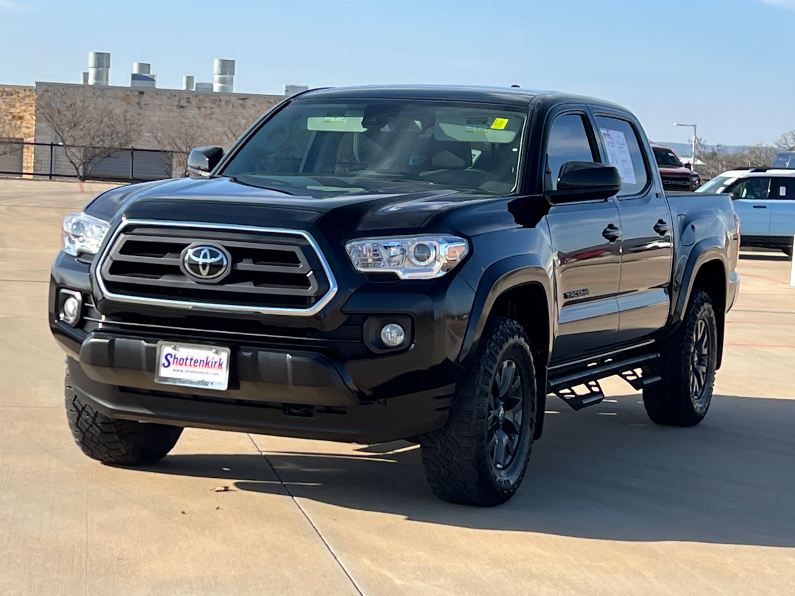 2023 Toyota Tacoma SR5 3