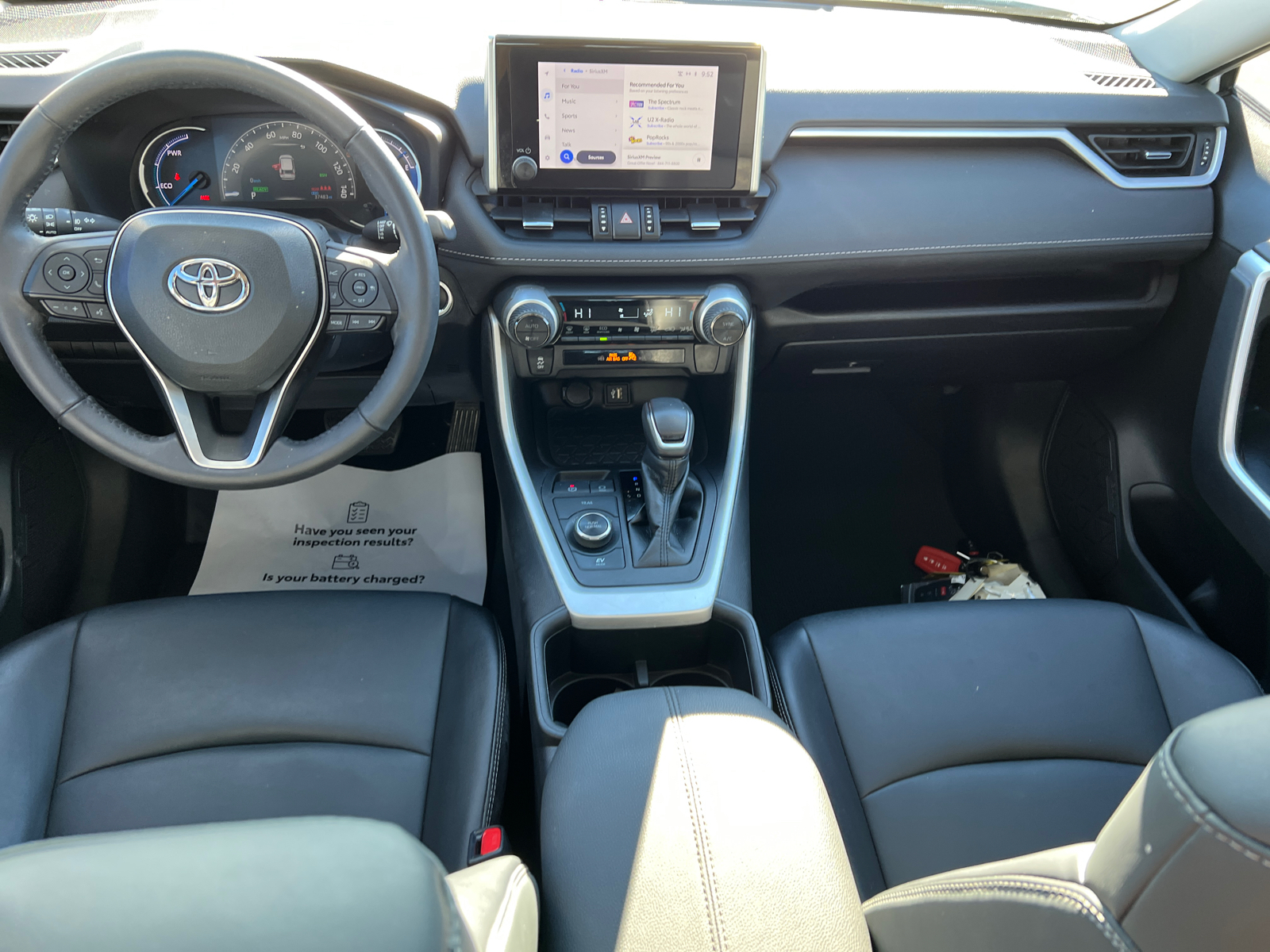 2023 Toyota RAV4 Hybrid XLE Premium 13