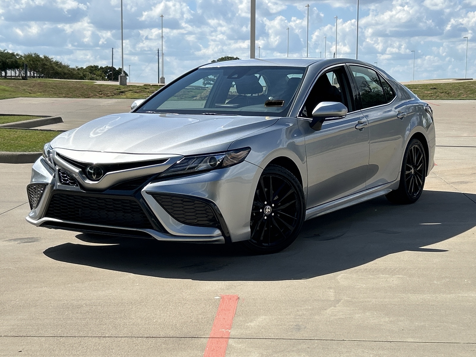 2023 Toyota Camry XSE 2