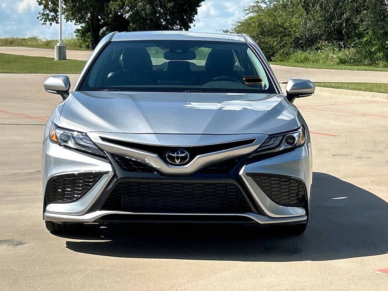 2023 Toyota Camry XSE 3