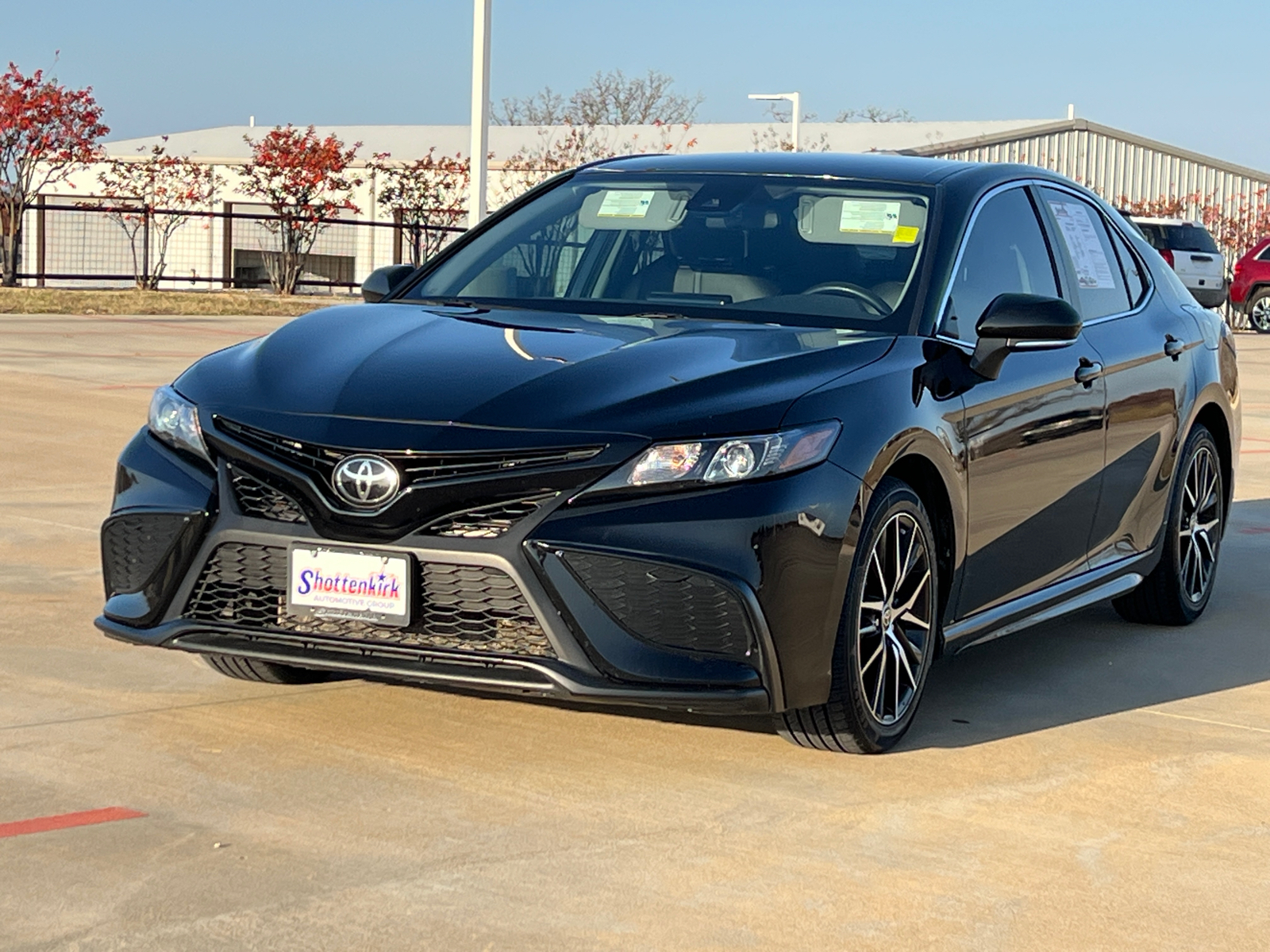 2023 Toyota Camry SE 3