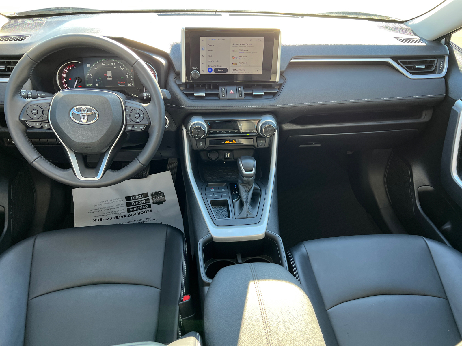 2023 Toyota RAV4 XLE Premium 13