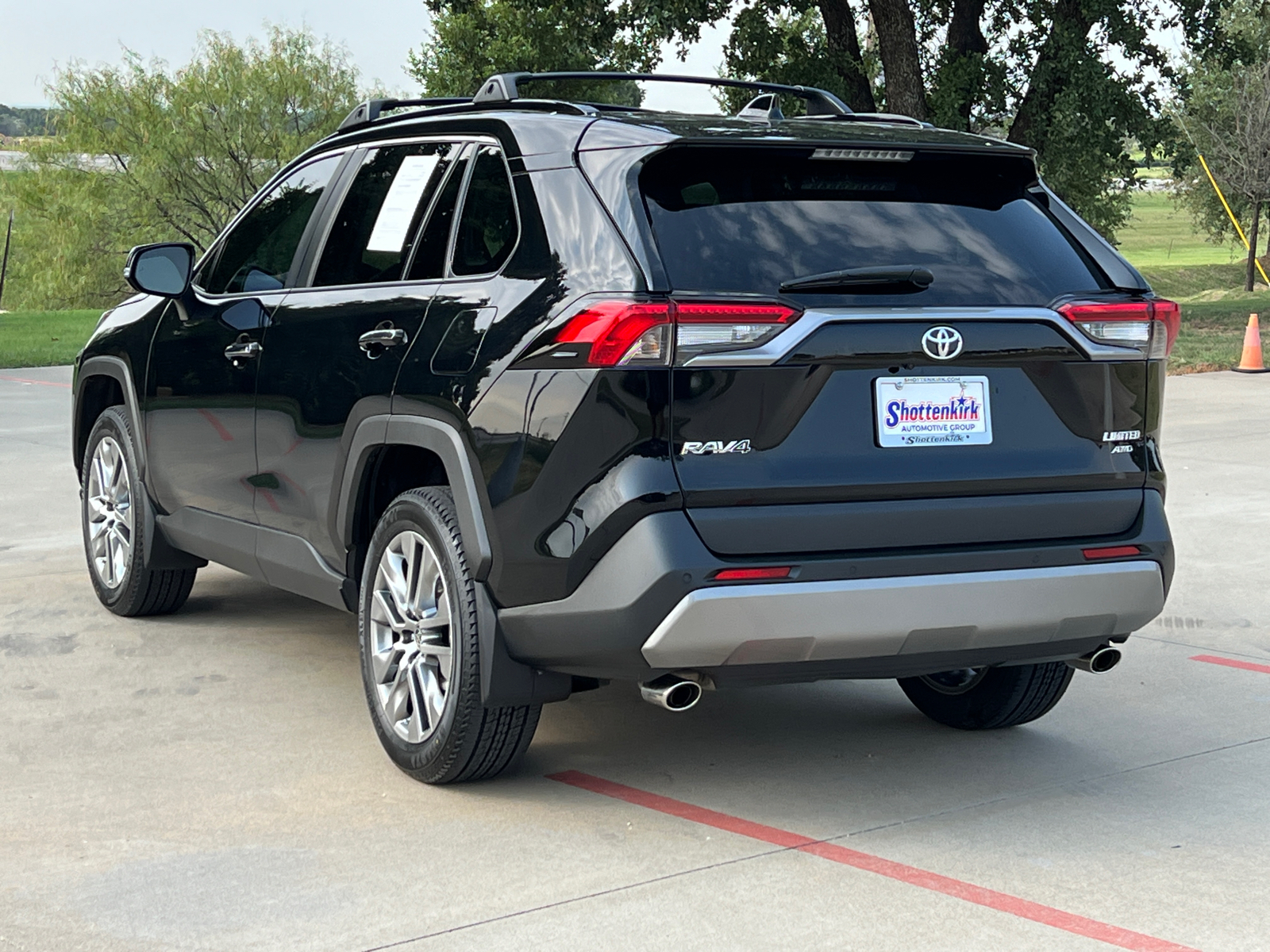 2023 Toyota RAV4 Limited 6