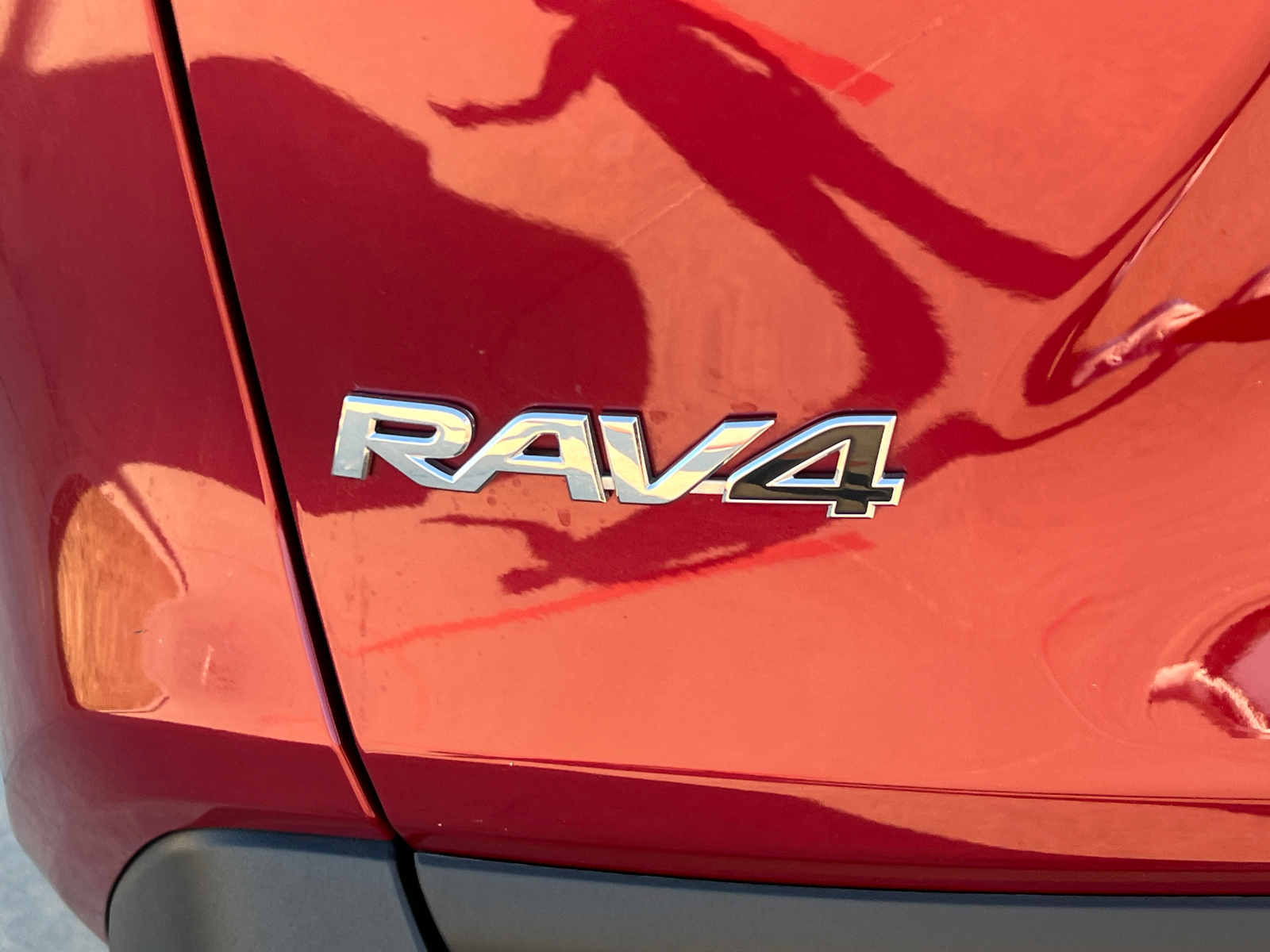 2023 Toyota RAV4 XLE 8