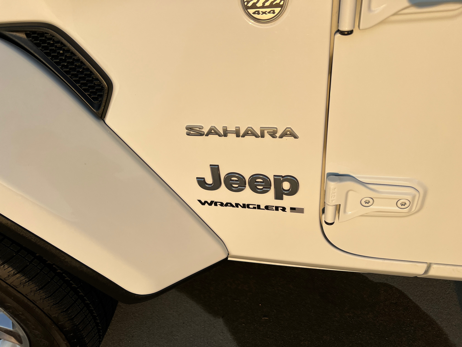 2023 Jeep Wrangler Sahara 7