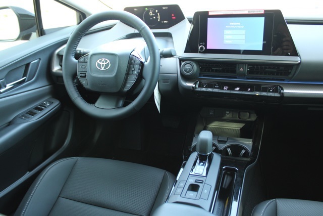 2024 Toyota Prius XLE 15