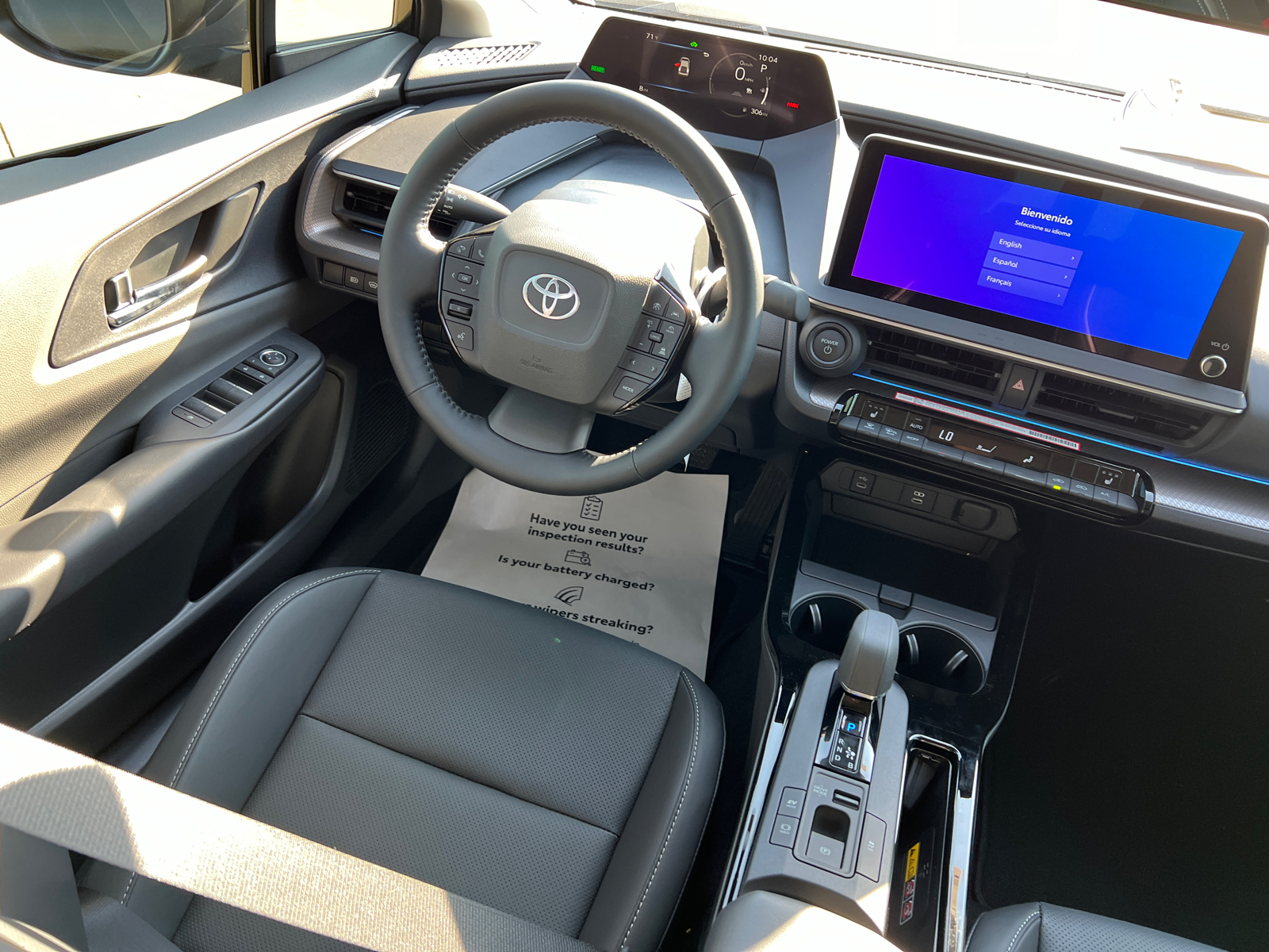 2024 Toyota Prius XLE 12