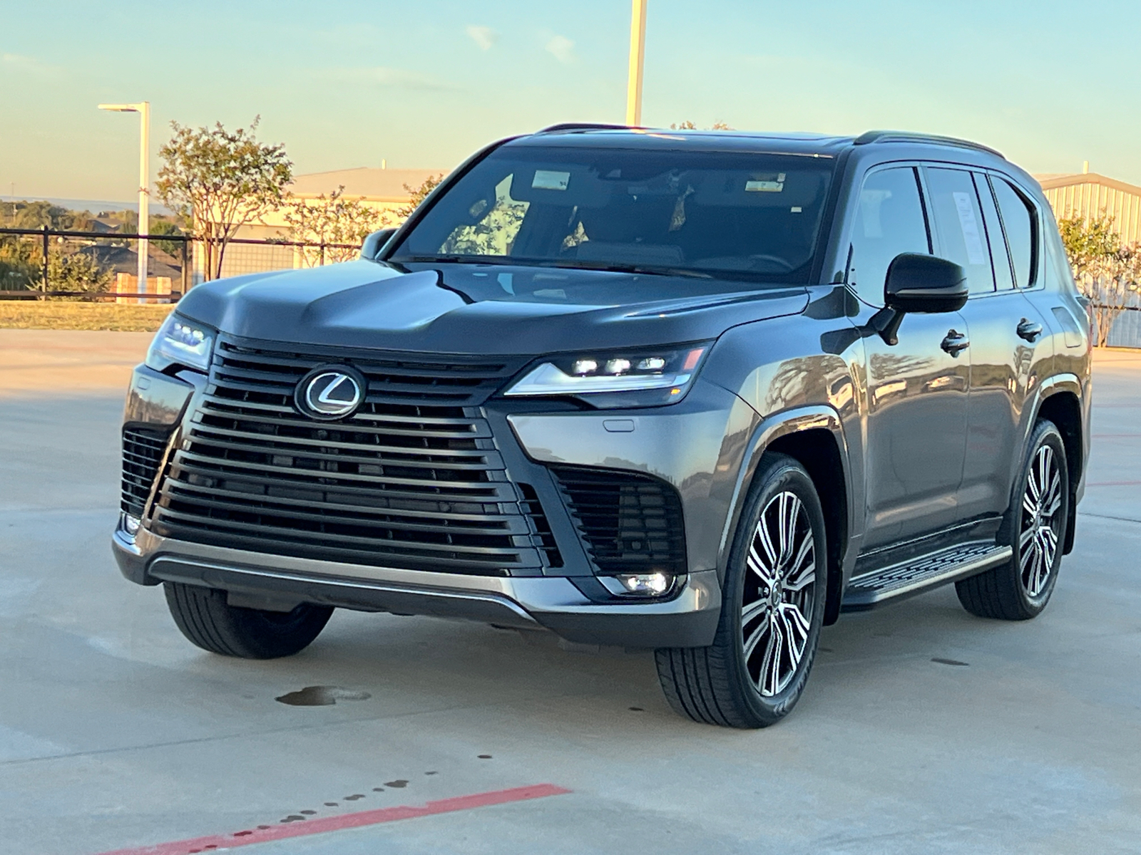 2024 Lexus LX 600 Luxury 3