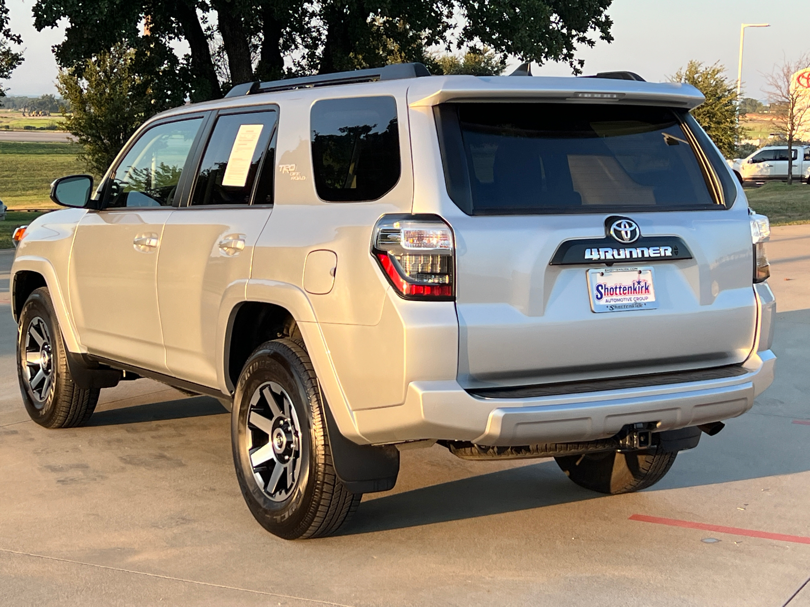 2024 Toyota 4Runner TRD Off-Road 6