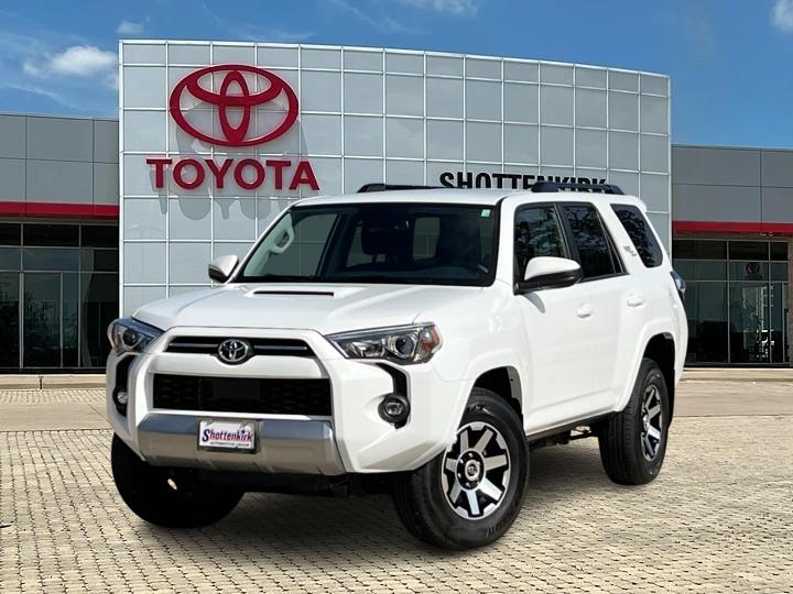 2024 Toyota 4Runner TRD Off-Road 1