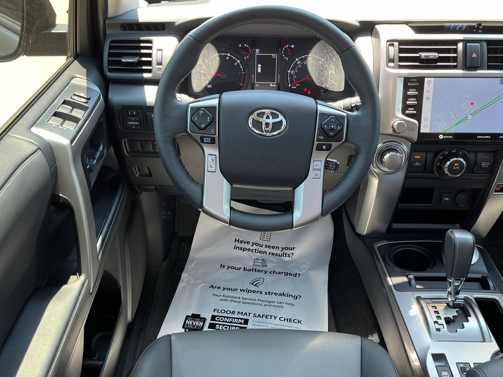 2024 Toyota 4Runner SR5 Premium 17