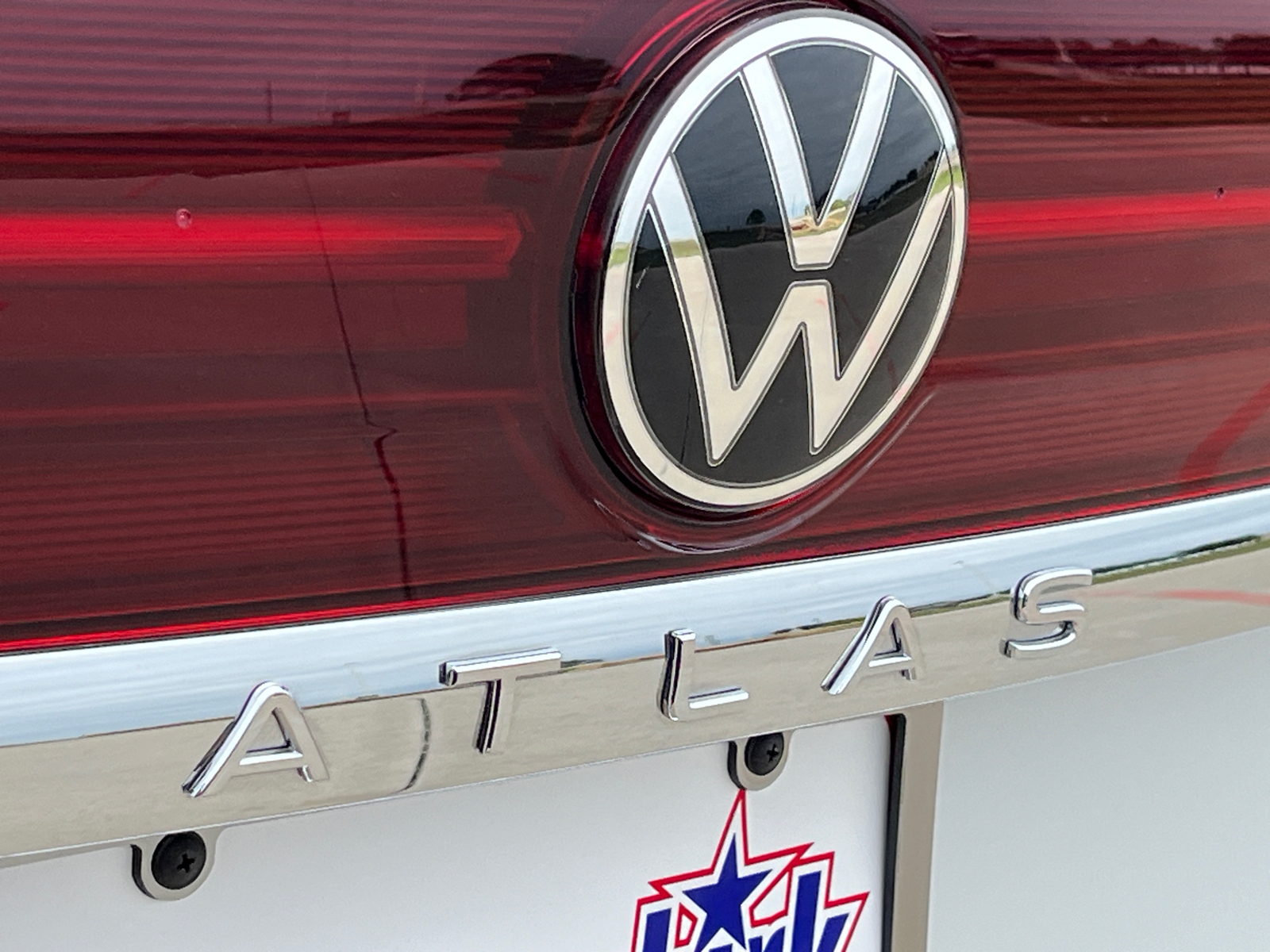 2024 Volkswagen Atlas 2.0T SEL Premium R-Line 11