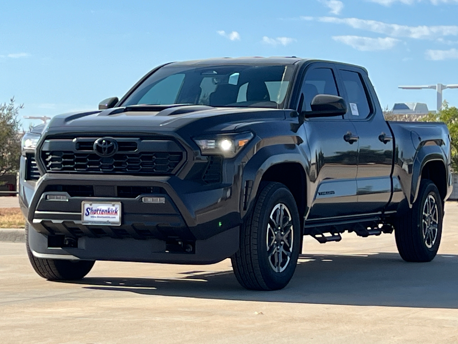 2024 Toyota Tacoma TRD Sport 2