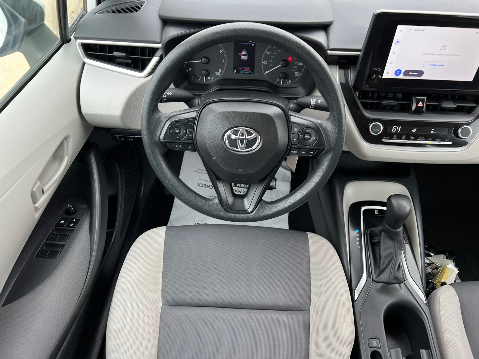 2024 Toyota Corolla LE 17