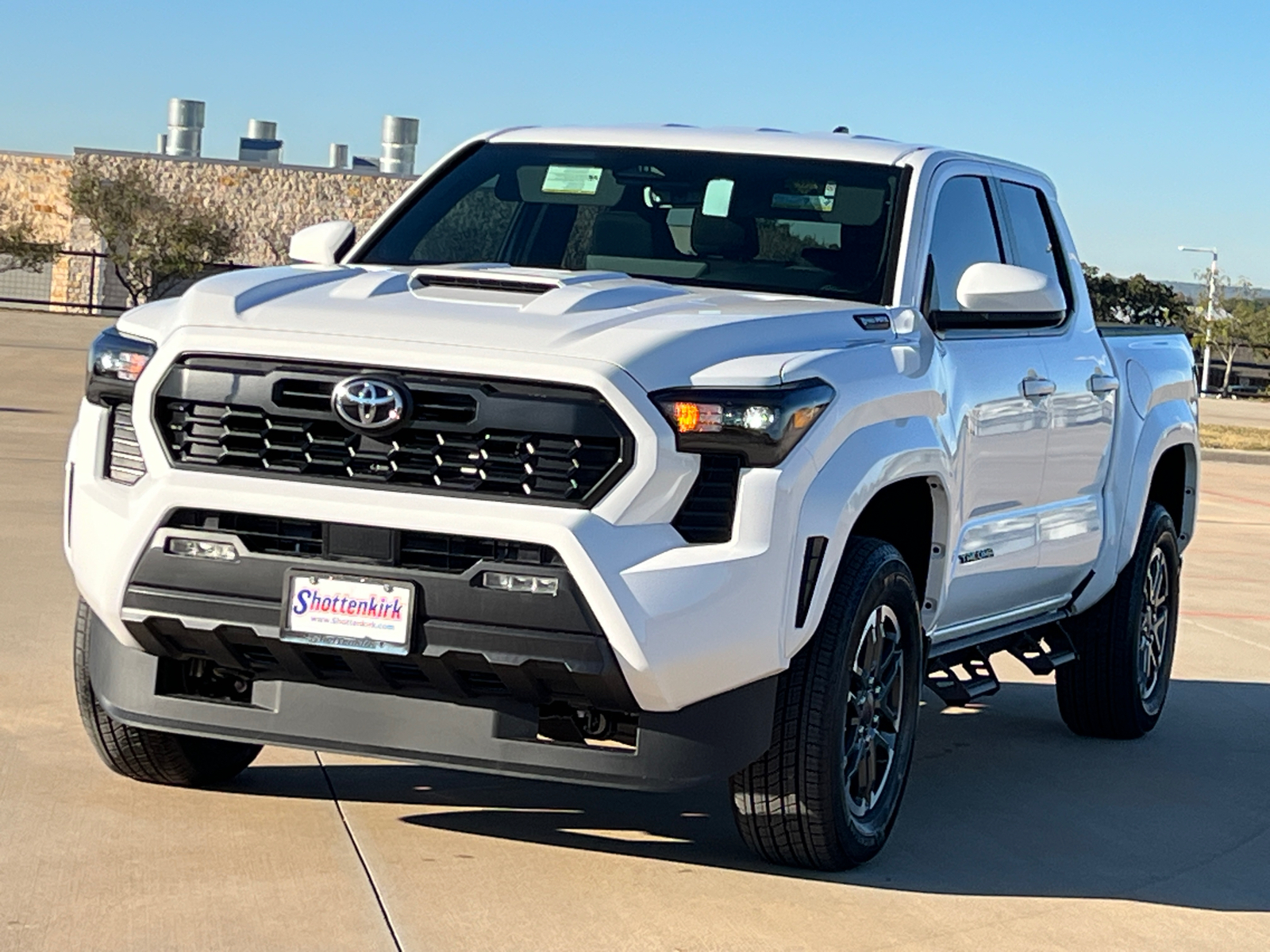 2024 Toyota Tacoma Hybrid TRD Sport 3