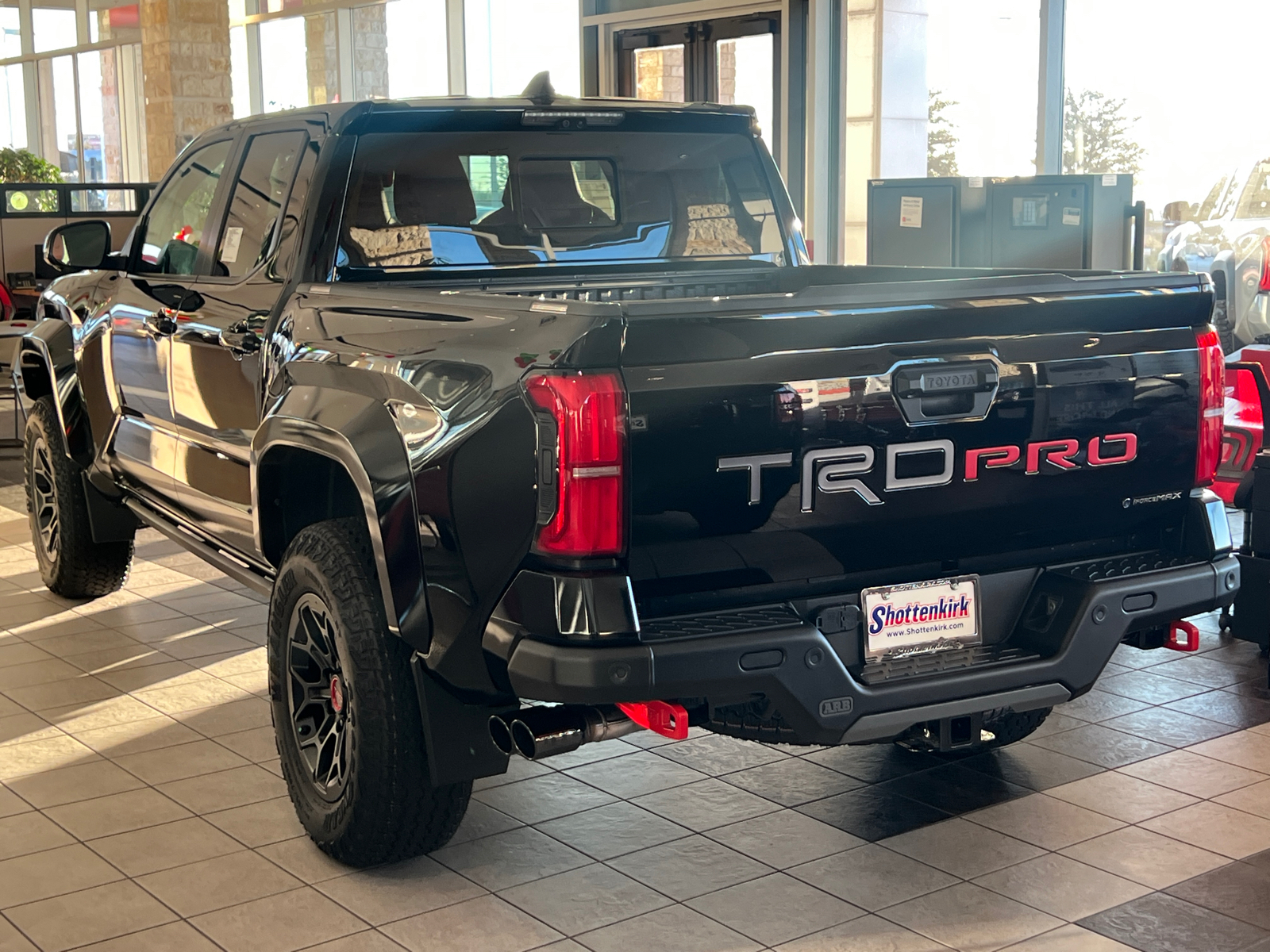 2024 Toyota Tacoma Hybrid TRD Pro 6