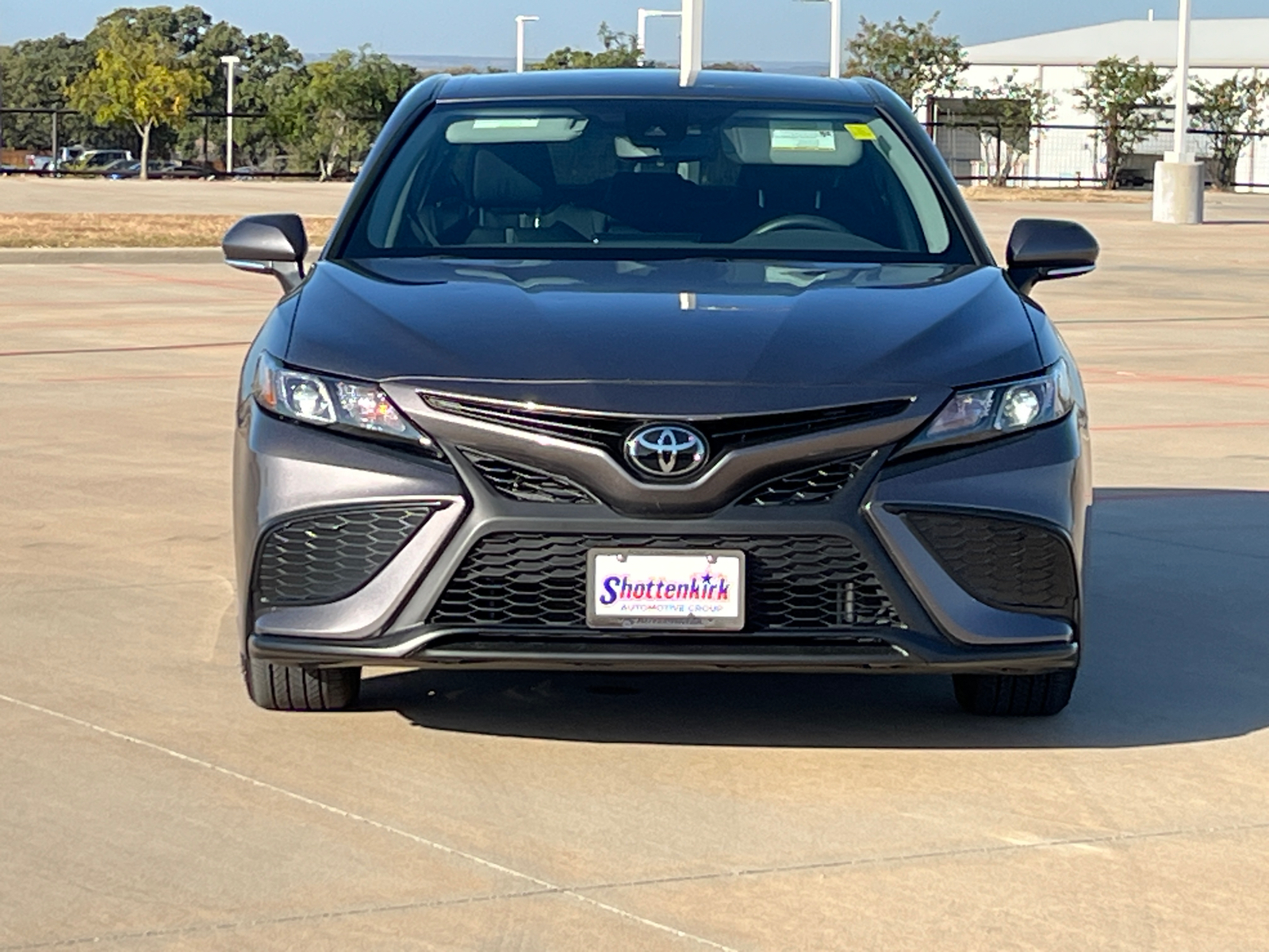 2024 Toyota Camry SE 2