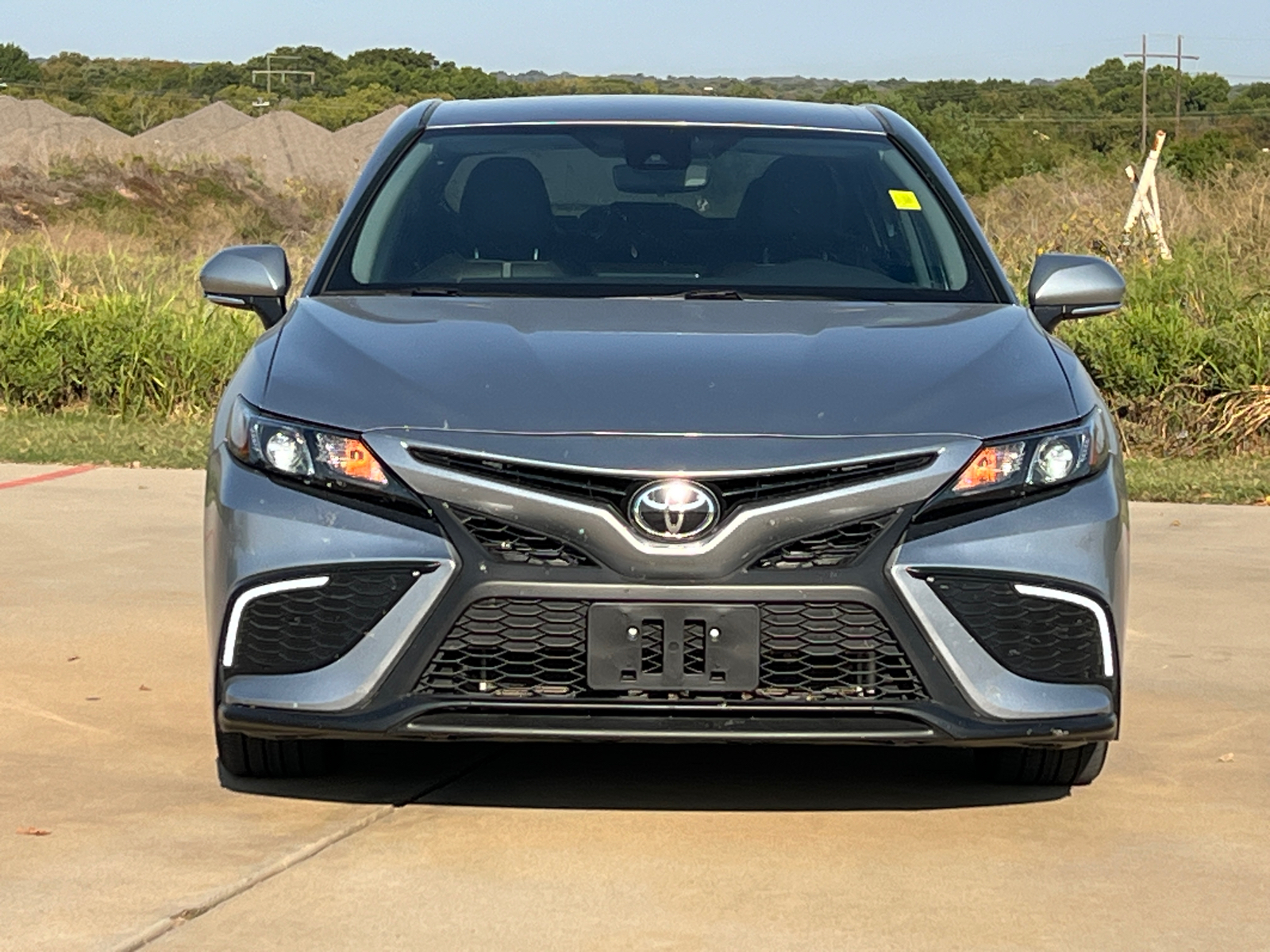 2024 Toyota Camry SE 2