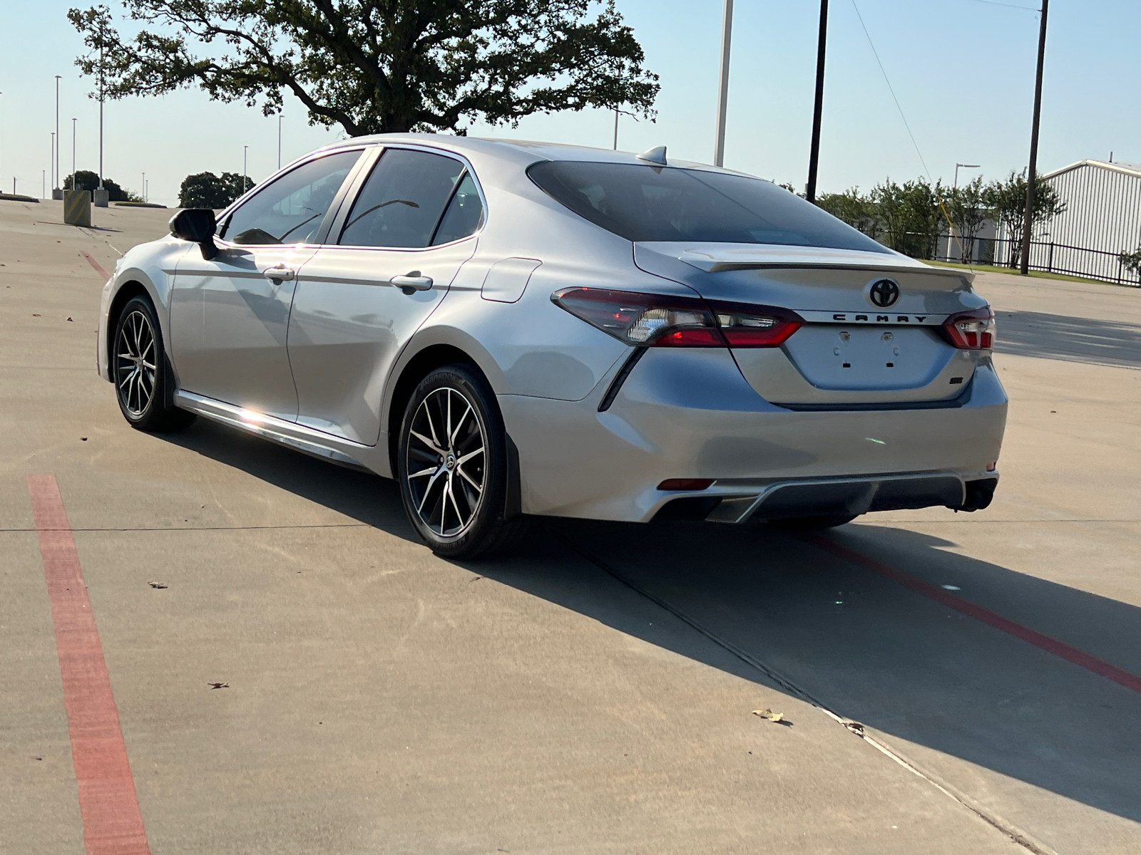 2024 Toyota Camry SE 4