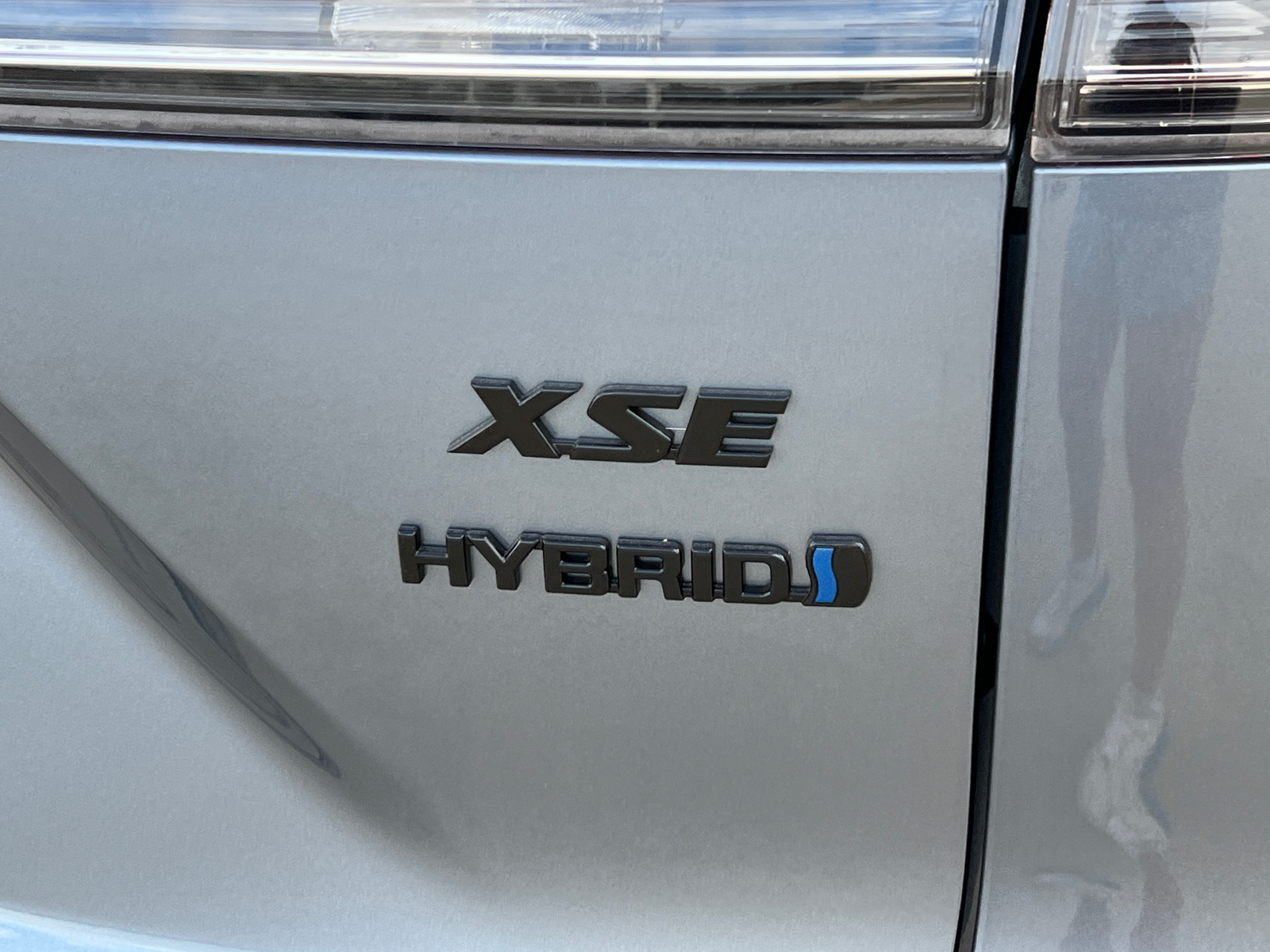 2024 Toyota Corolla Cross Hybrid XSE 7