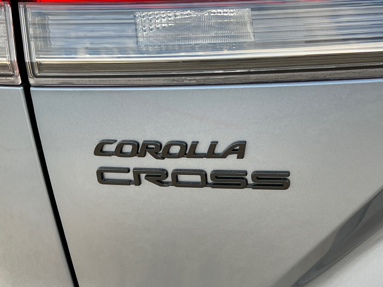 2024 Toyota Corolla Cross Hybrid XSE 8