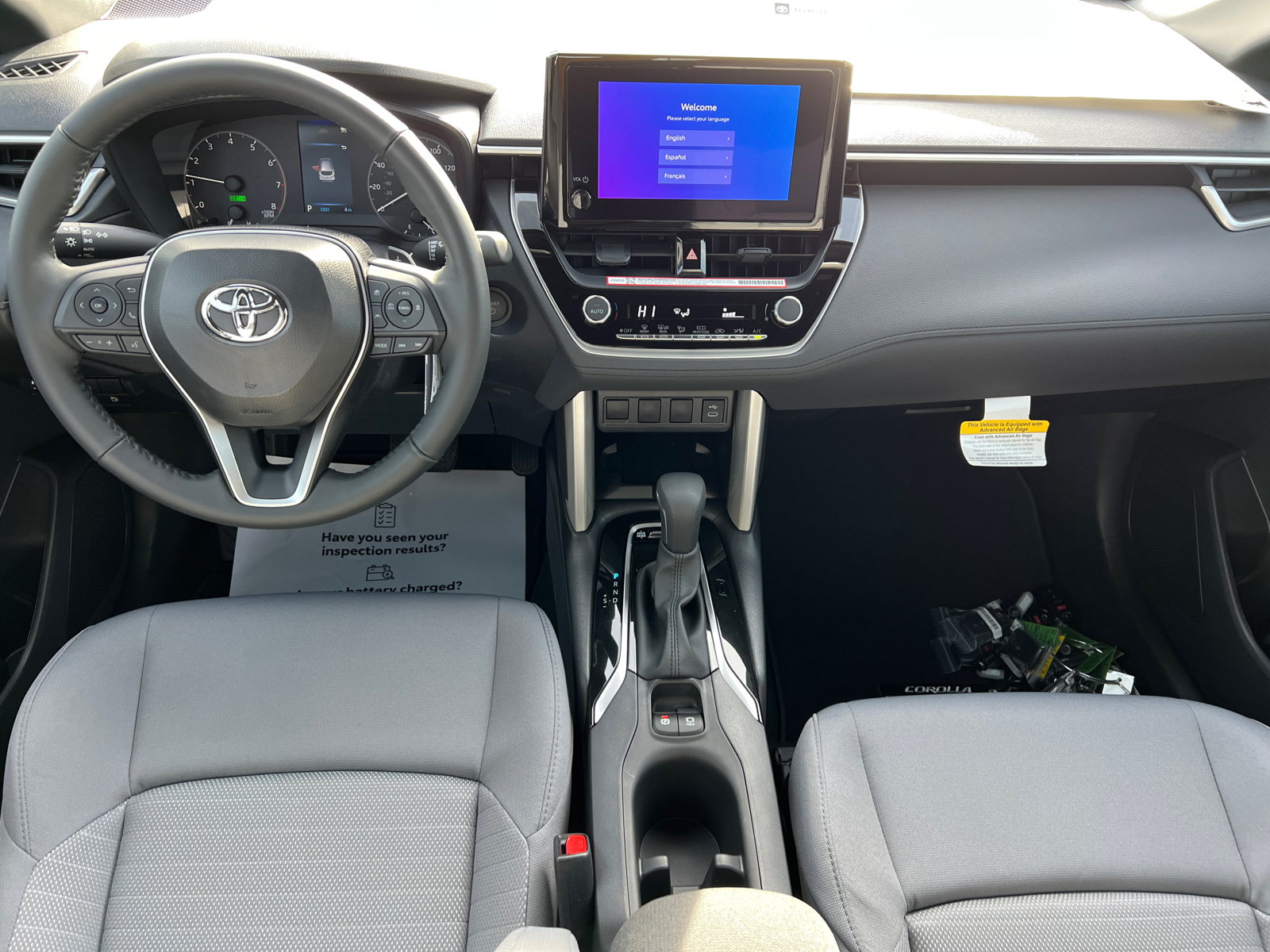 2024 Toyota Corolla Cross Hybrid SE 15