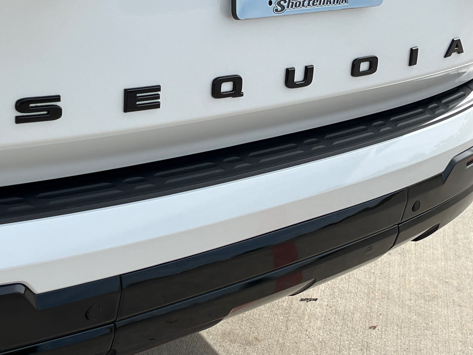 2024 Toyota Sequoia  11