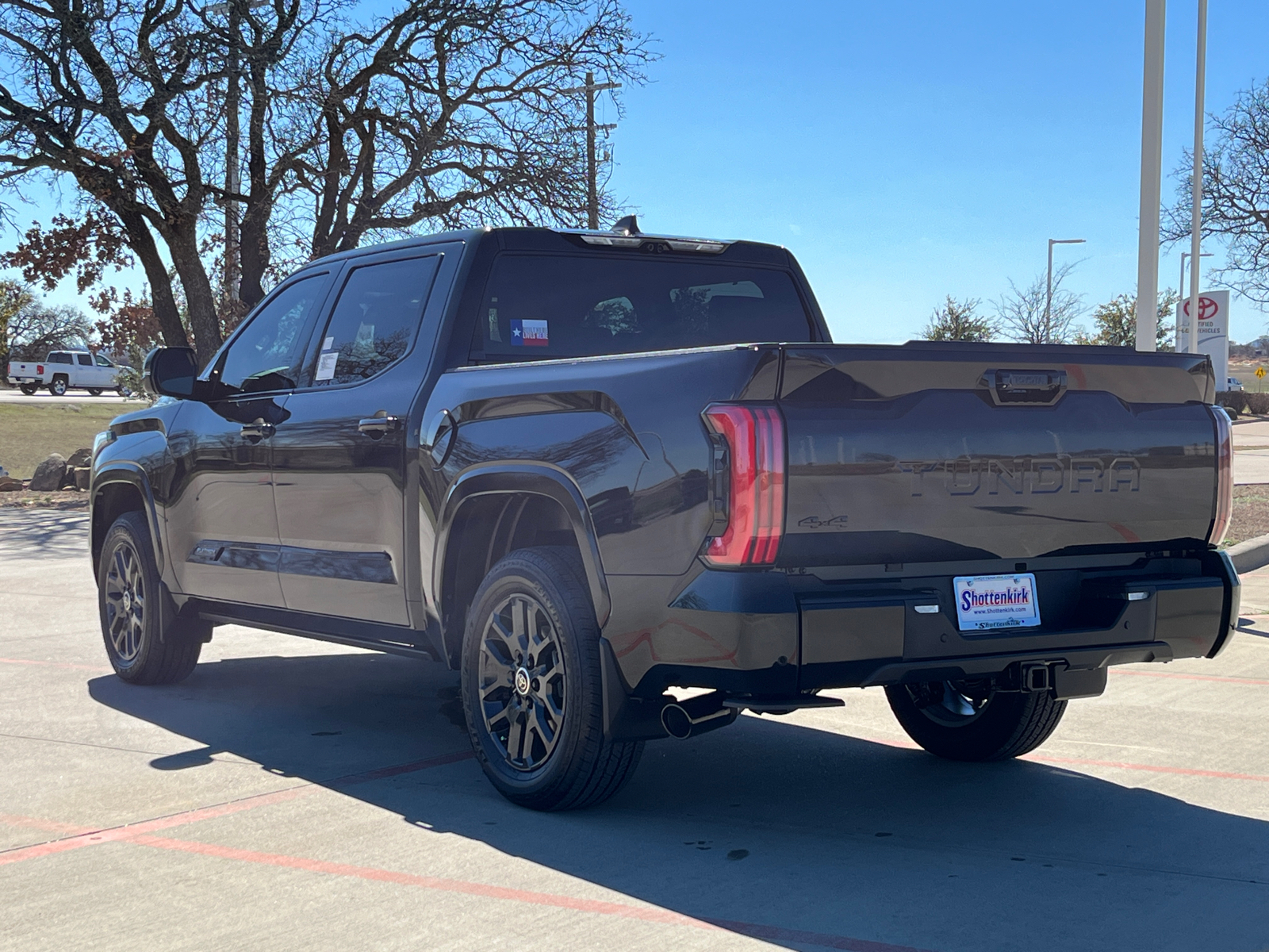 2024 Toyota Tundra Hybrid Platinum 7