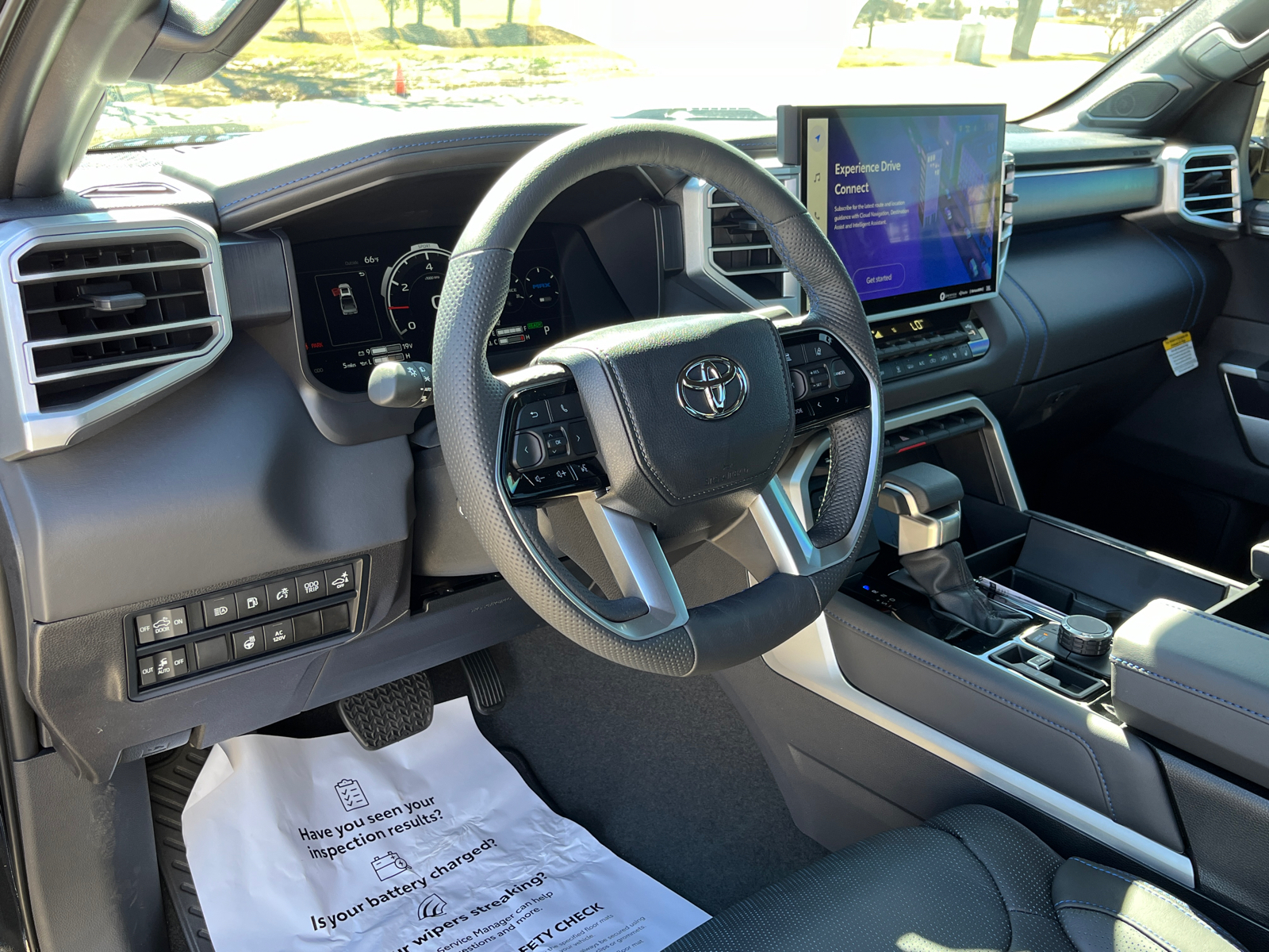 2024 Toyota Tundra Hybrid Platinum 16