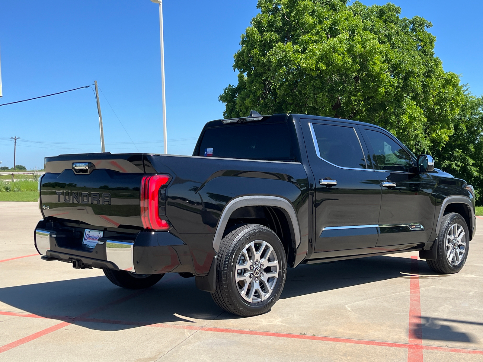 2024 Toyota Tundra Hybrid 1794 Edition 5