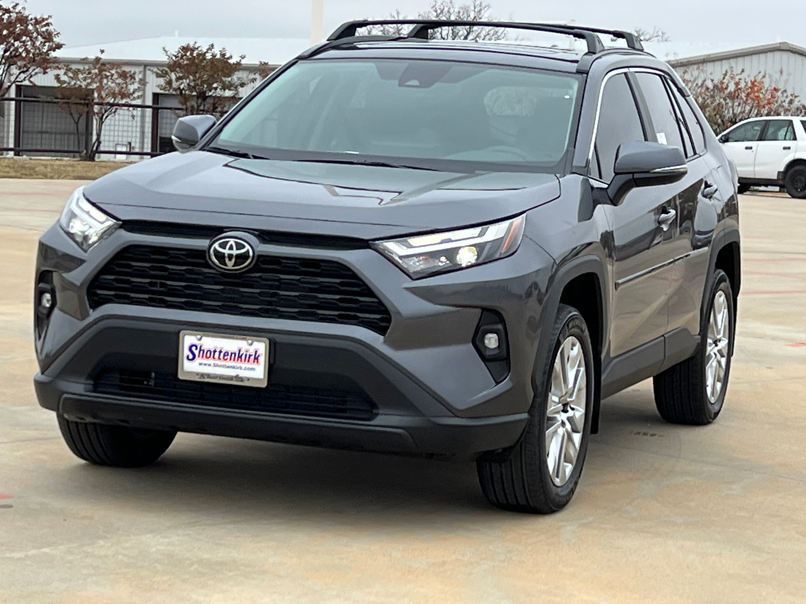 2025 Toyota RAV4 XLE Premium 3