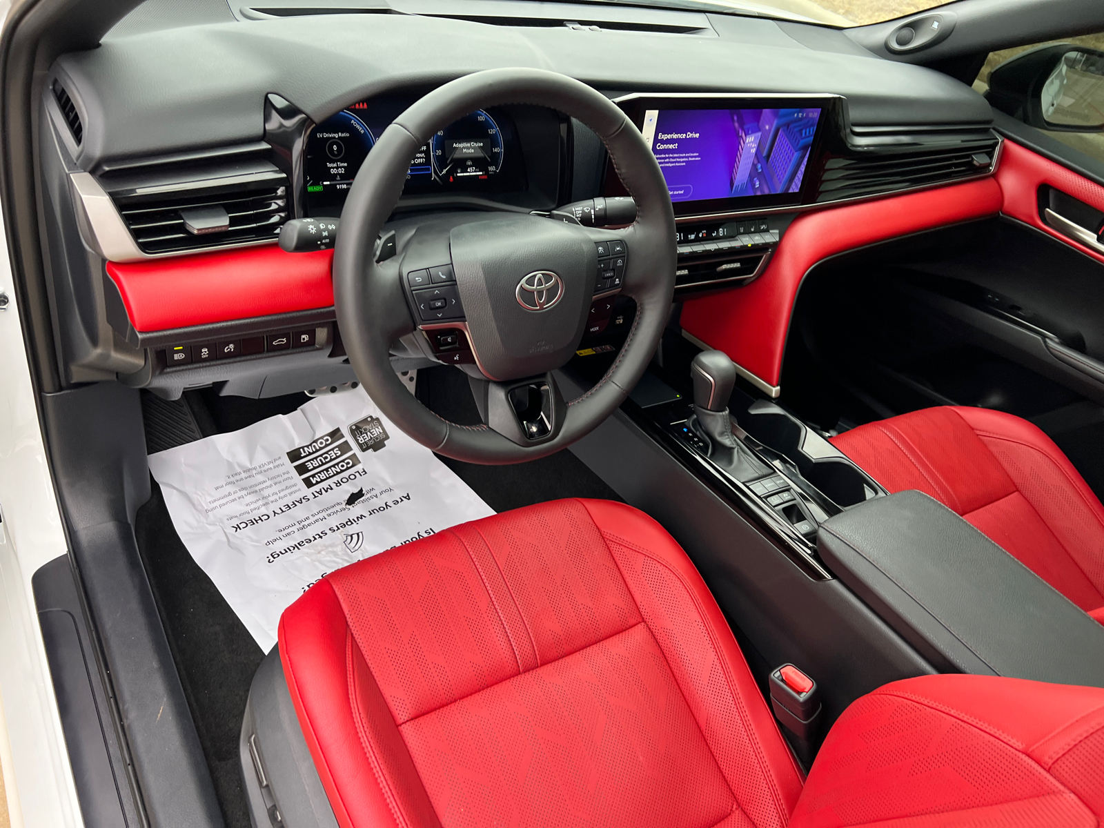 2025 Toyota Camry XSE 19