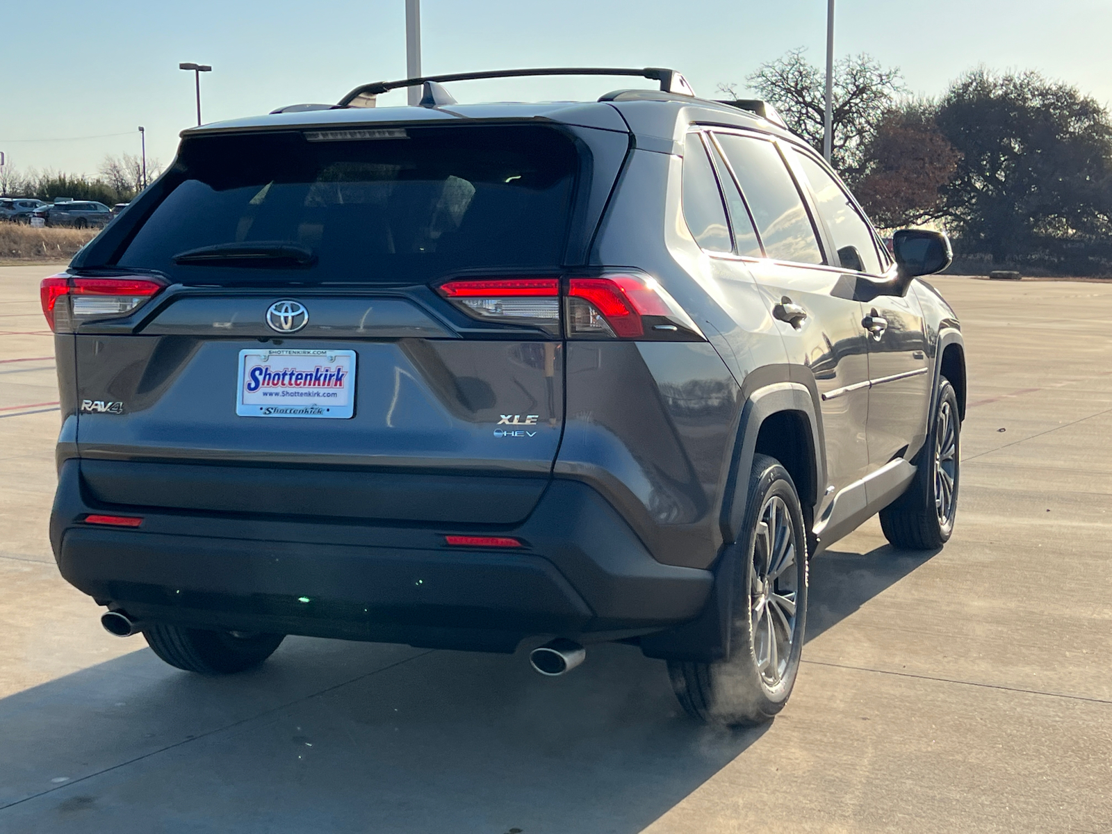 2025 Toyota RAV4 Hybrid XLE Premium 6