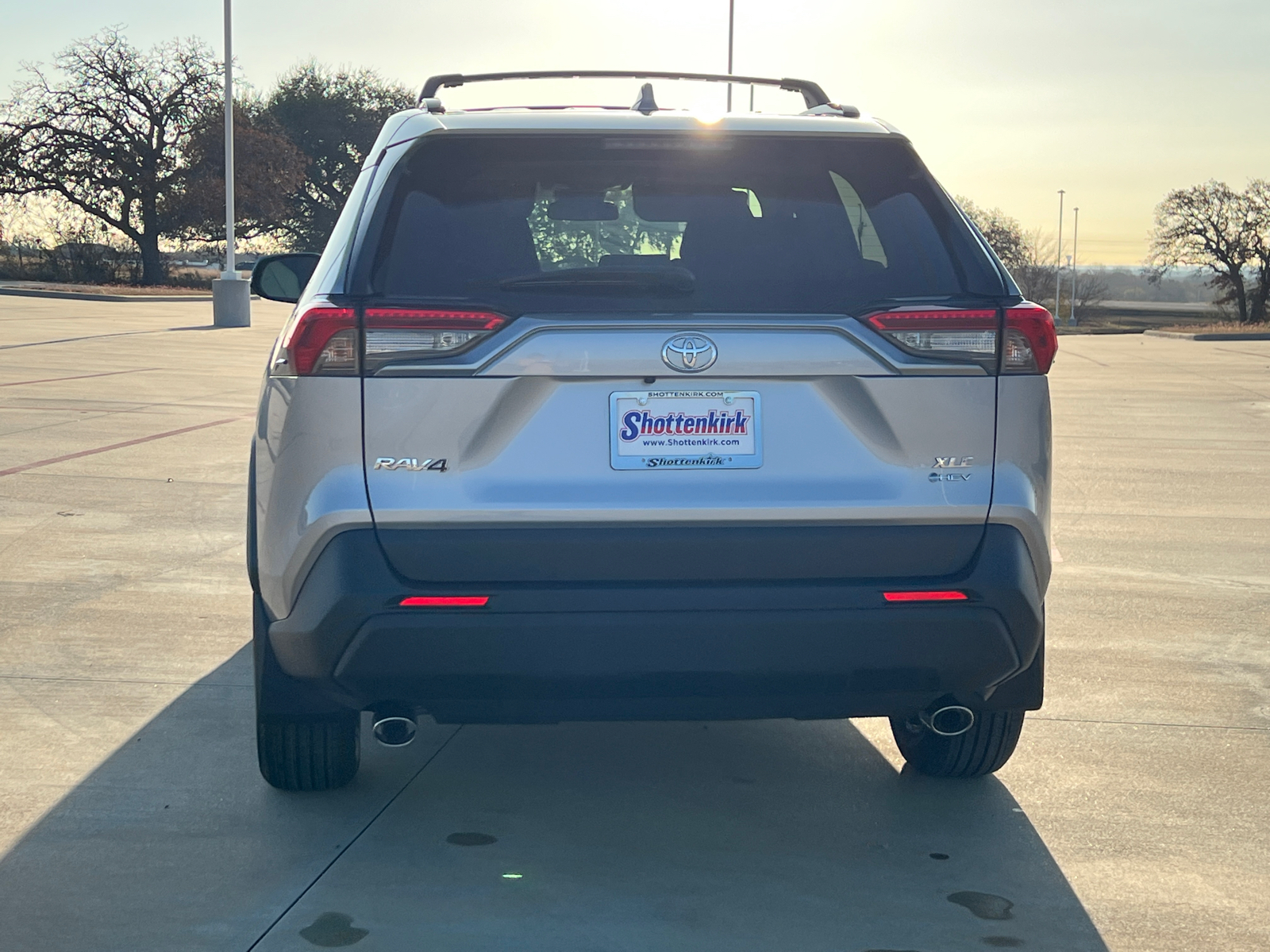 2025 Toyota RAV4 Hybrid XLE Premium 5