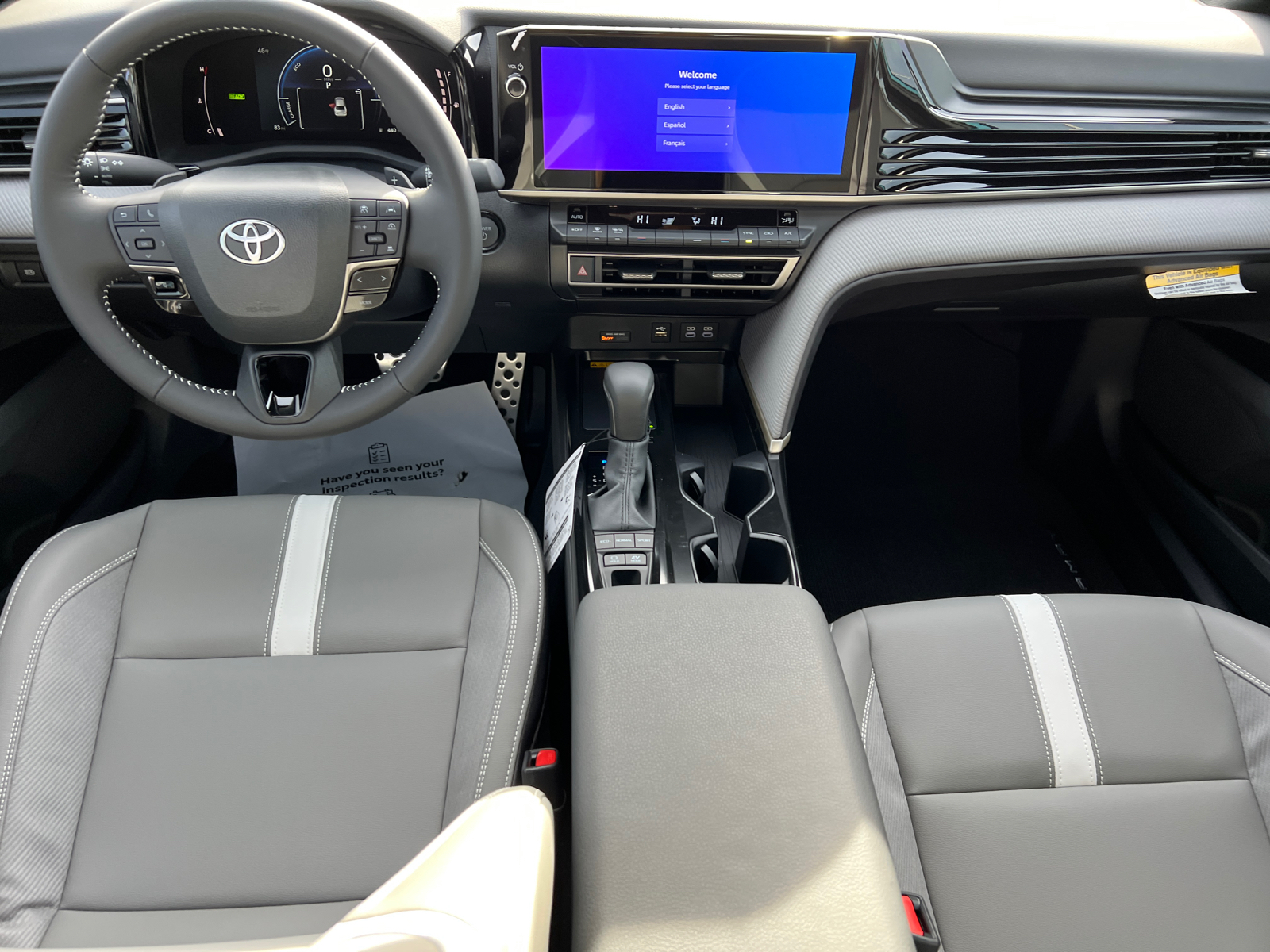 2025 Toyota Camry LE 15