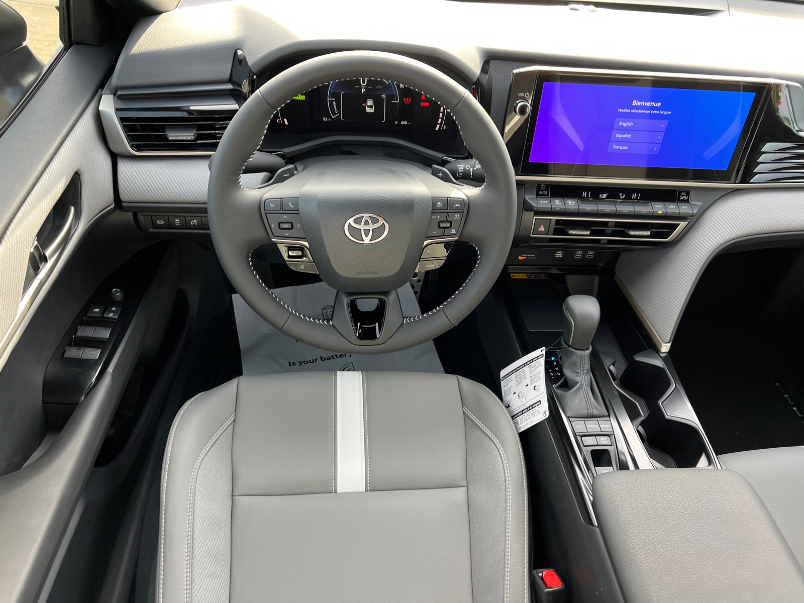 2025 Toyota Camry LE 17