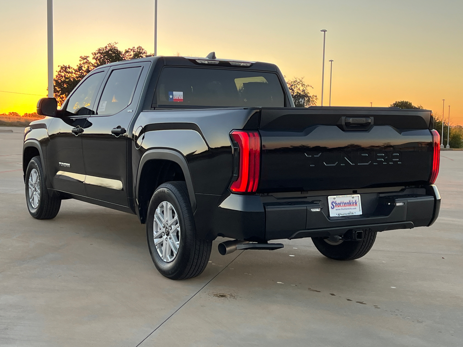 2025 Toyota Tundra SR5 4