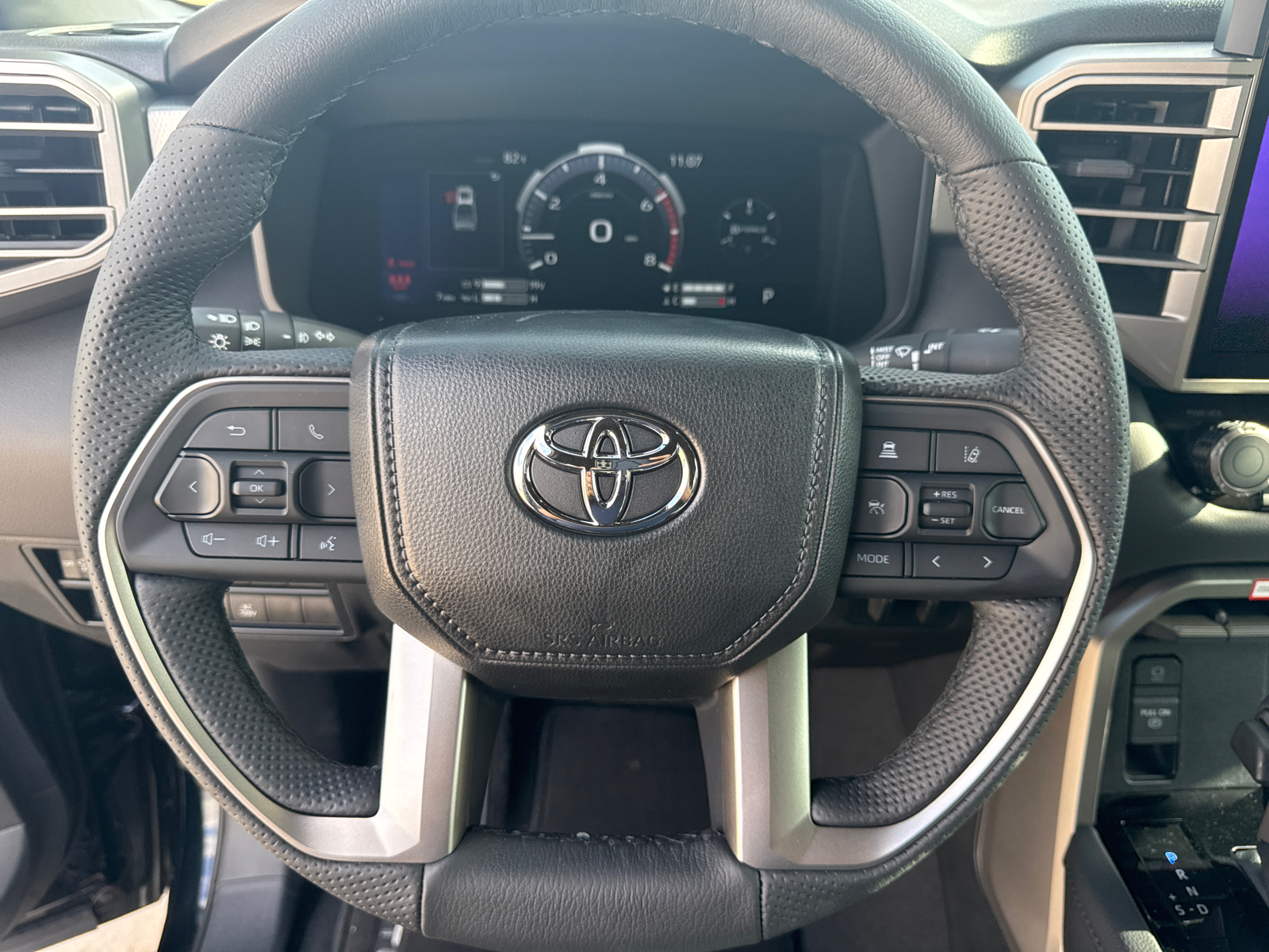 2025 Toyota Tundra Limited 31