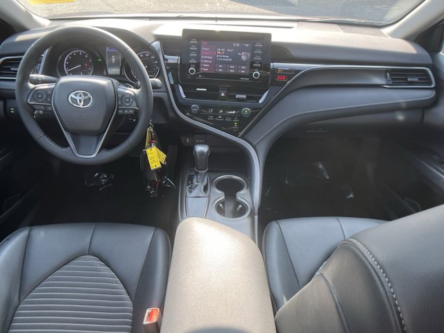 2021 Toyota Camry SE 27