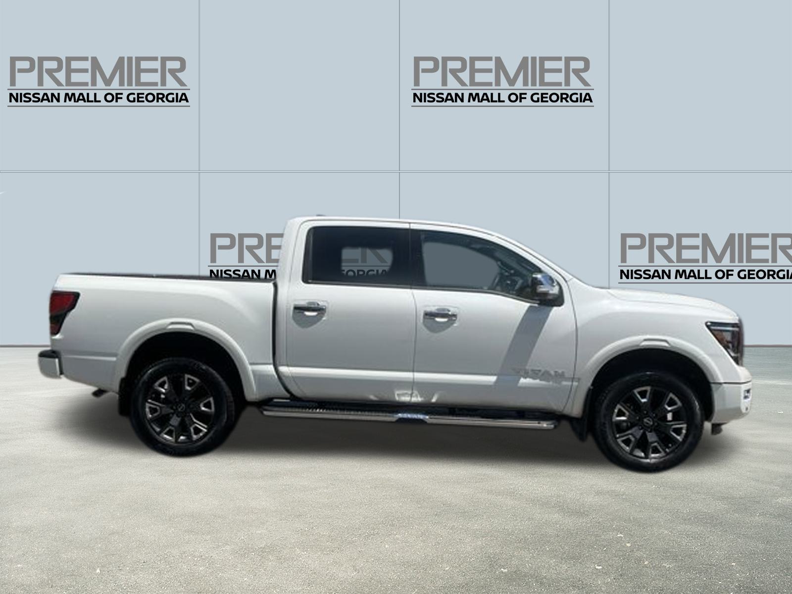 2024 Nissan Titan Platinum Reserve 4