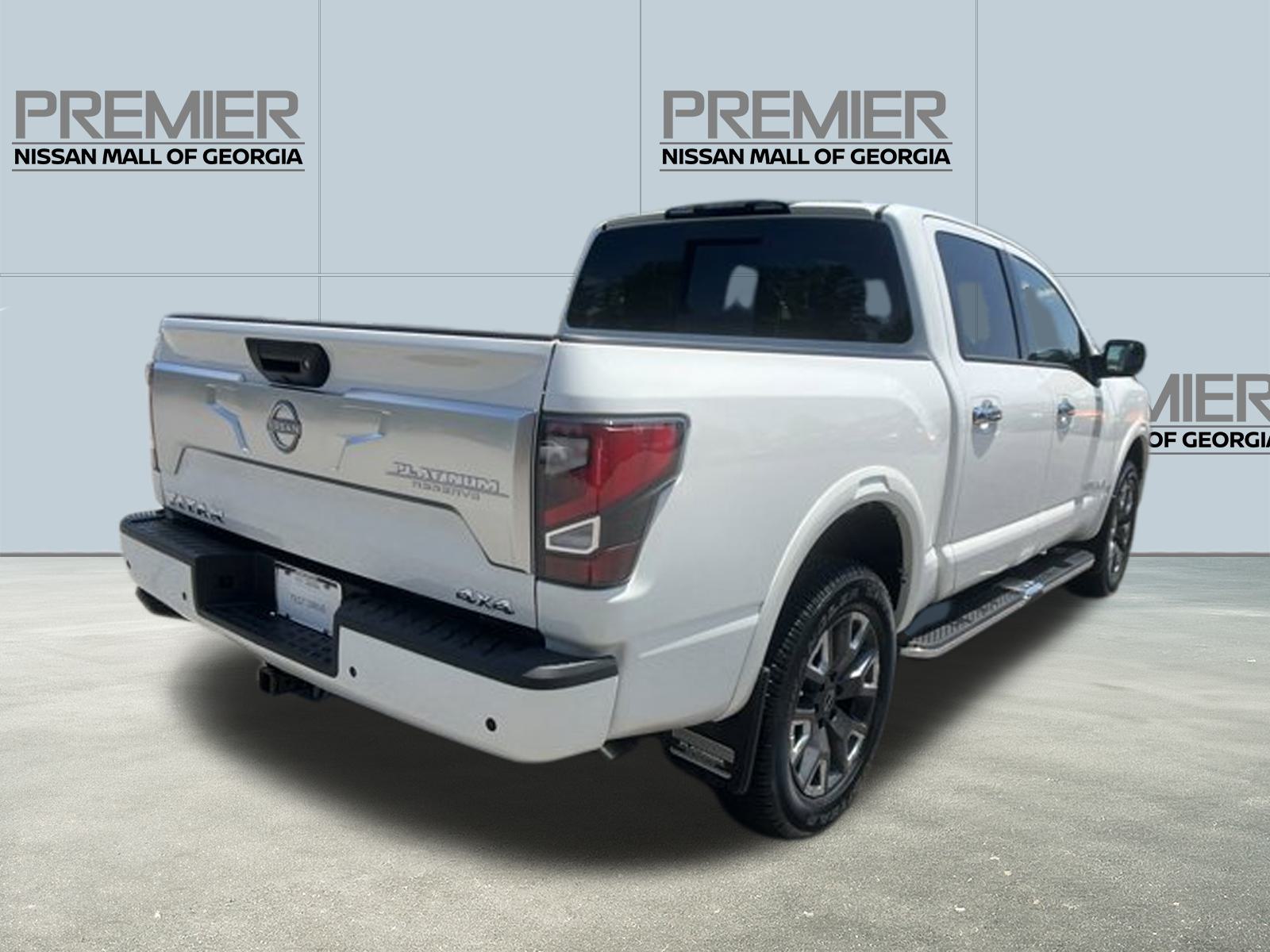 2024 Nissan Titan Platinum Reserve 5