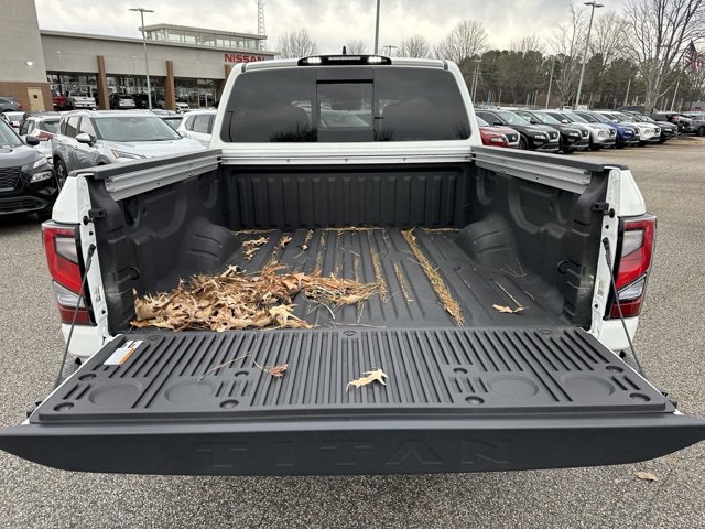 2024 Nissan Titan PRO-4X 17