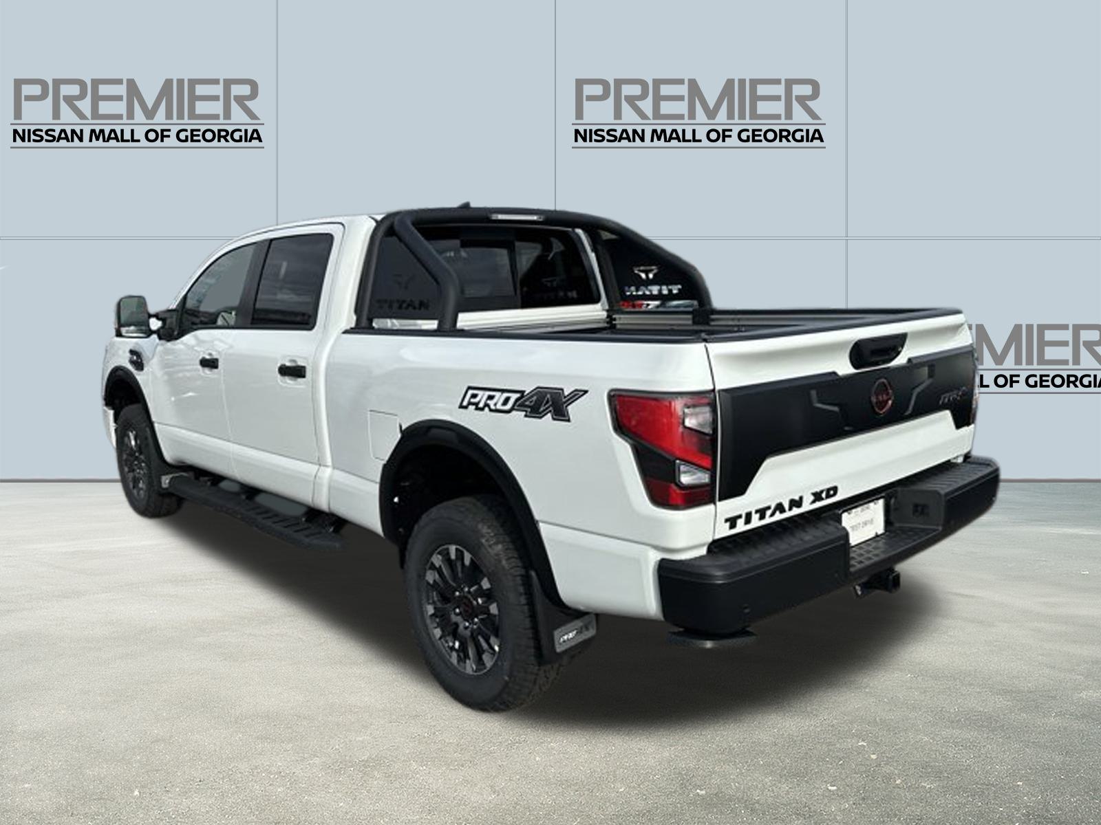 2024 Nissan Titan XD PRO-4X 3