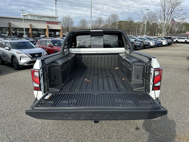 2024 Nissan Titan XD PRO-4X 17