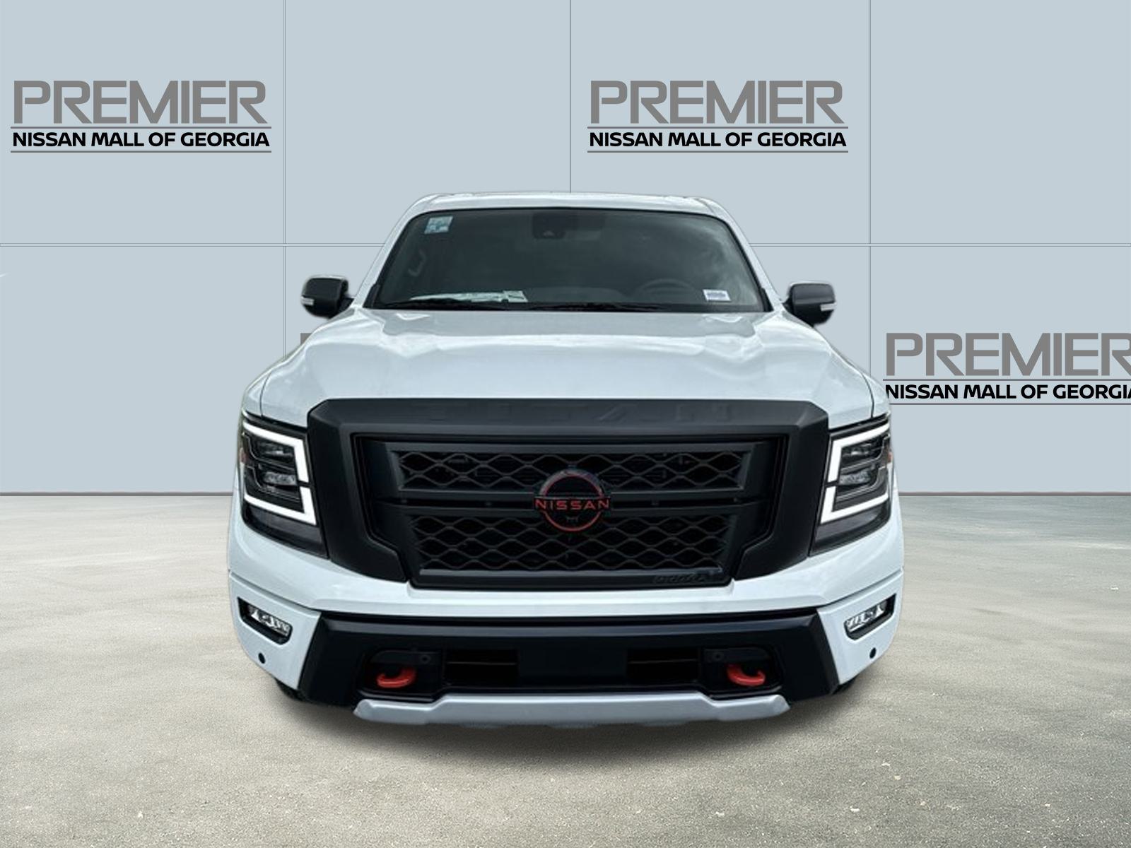 2024 Nissan Titan PRO-4X 2