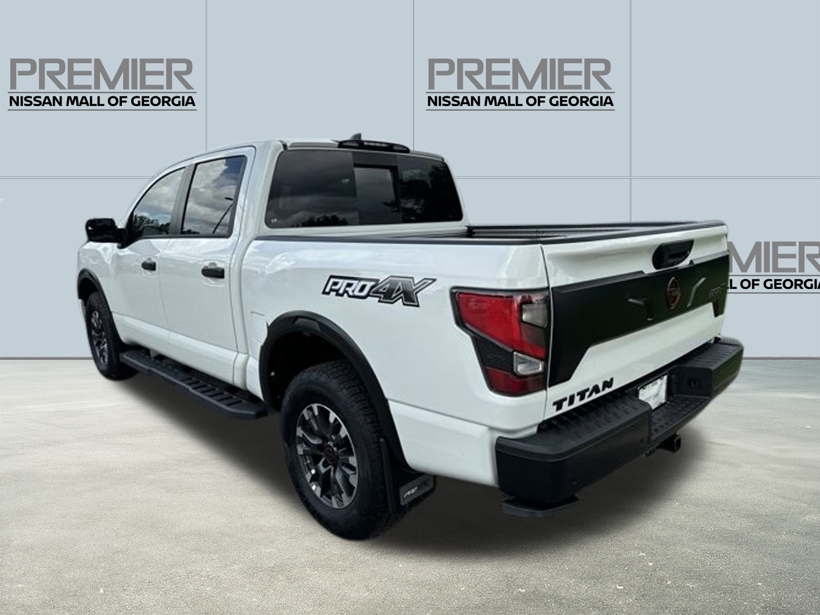 2024 Nissan Titan PRO-4X 7