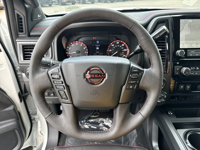 2024 Nissan Titan PRO-4X 17