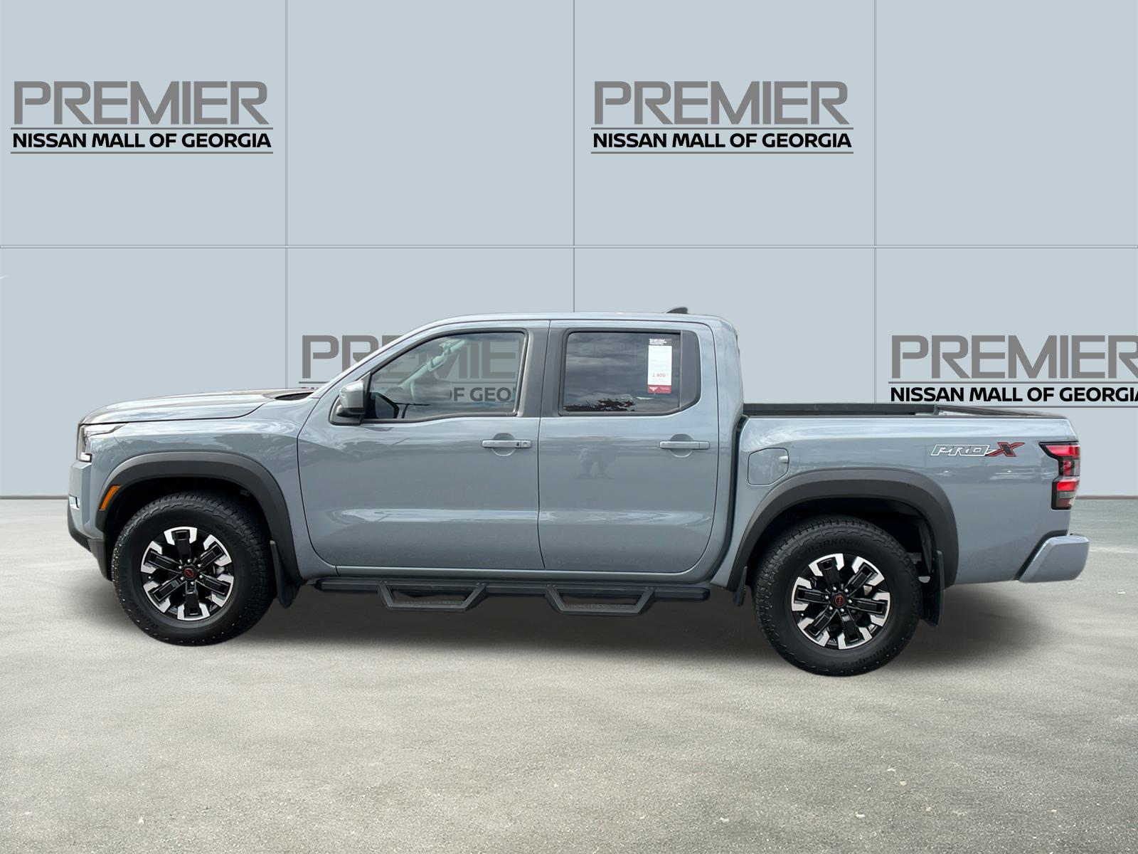 2023 Nissan Frontier PRO-X 8